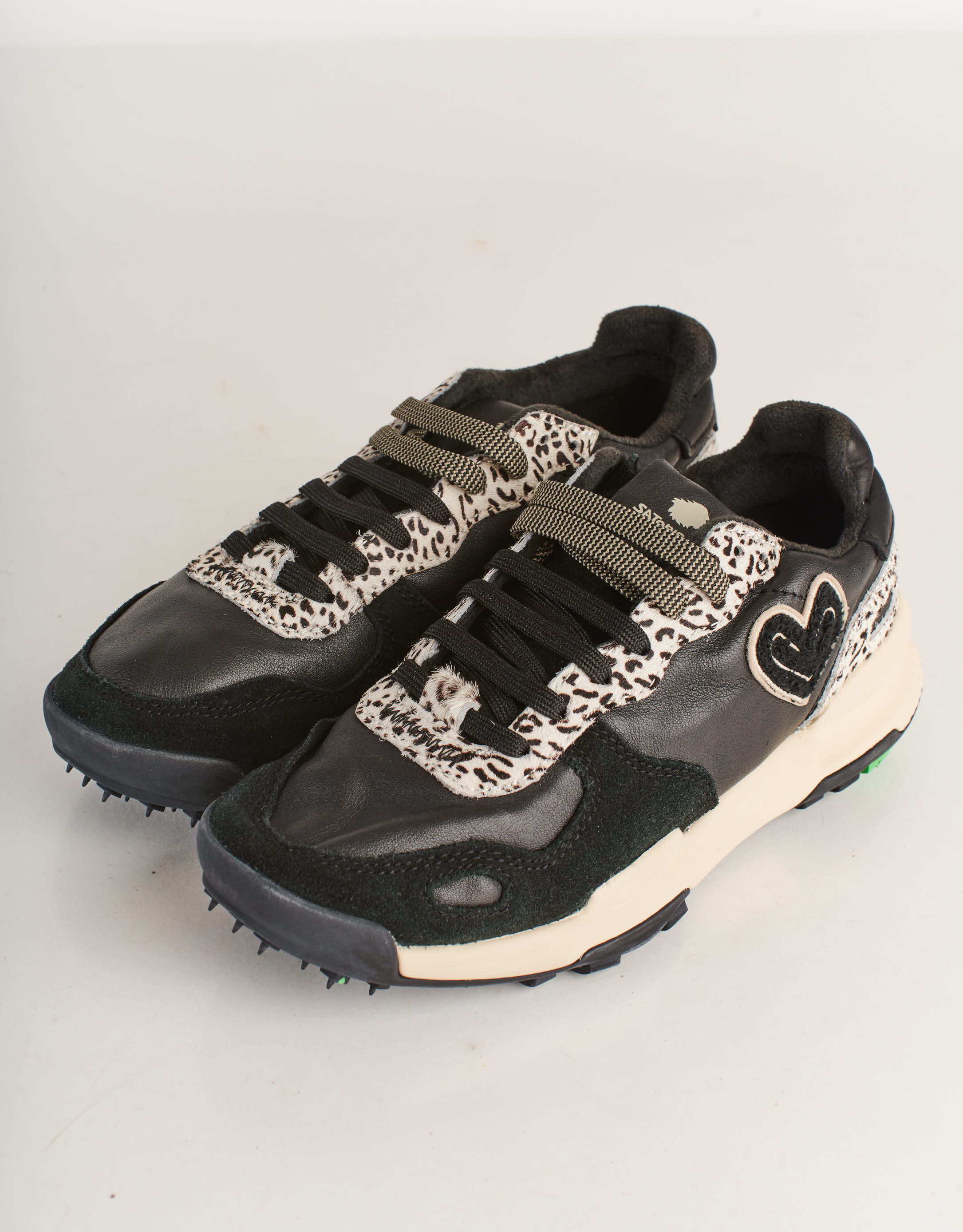 נעלי נשים - Satorisan - סניקרס עור CHACRONA - שחור1