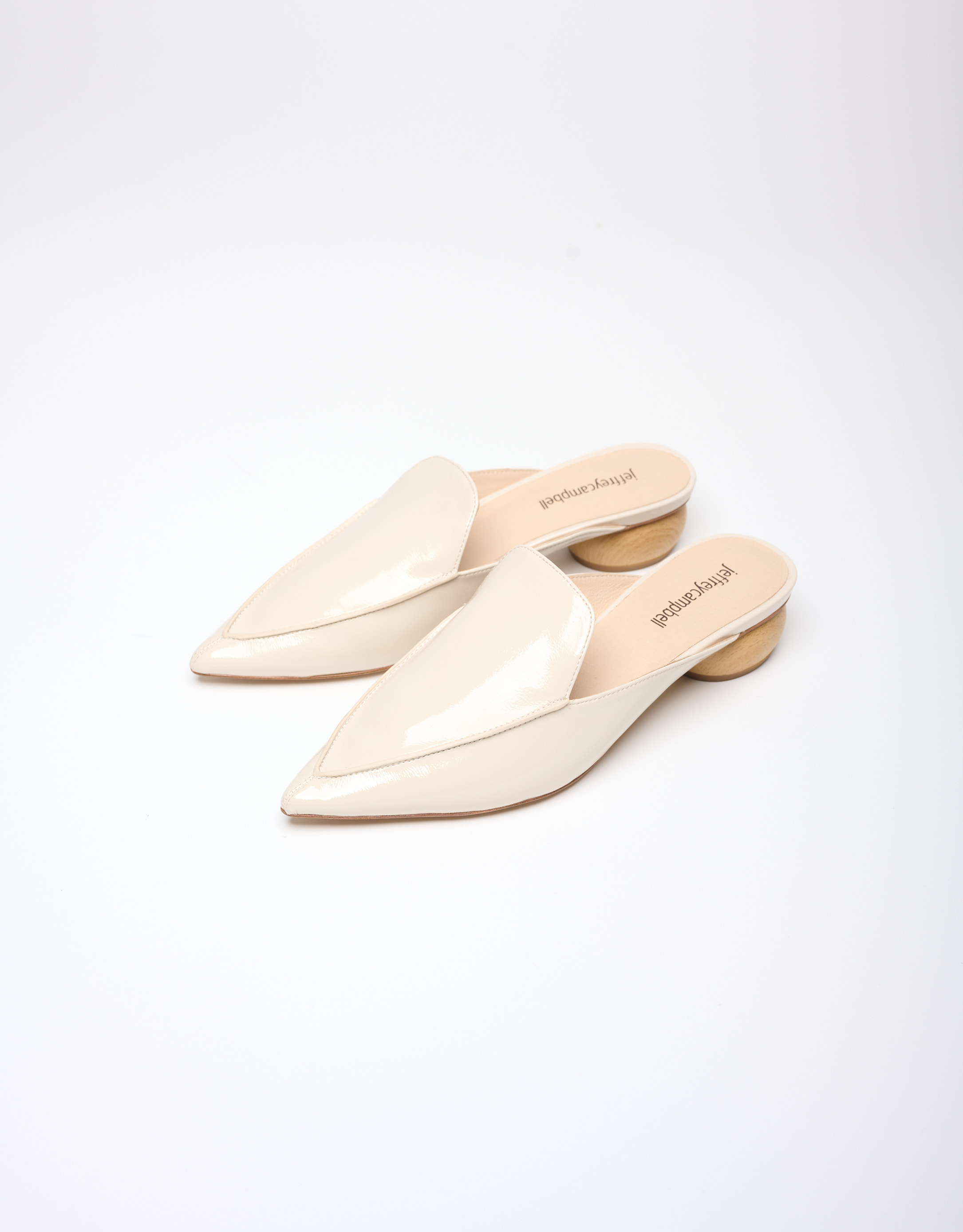 נעלי נשים - Jeffrey Campbell - כפכפי מיולז VIONIT מבריקו - בז'3