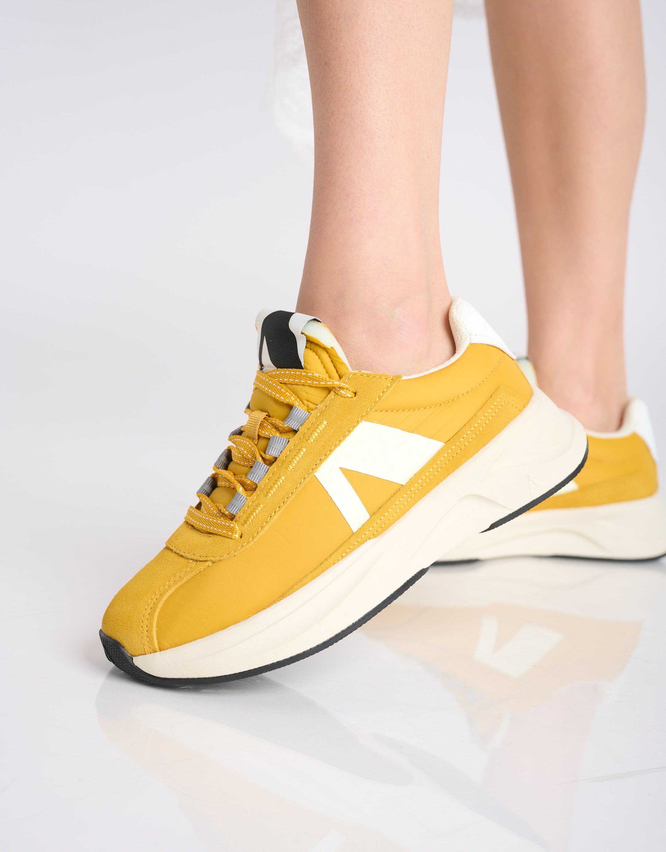 נעלי נשים - Arkk - סניקרס CITY FREE - צהוב3