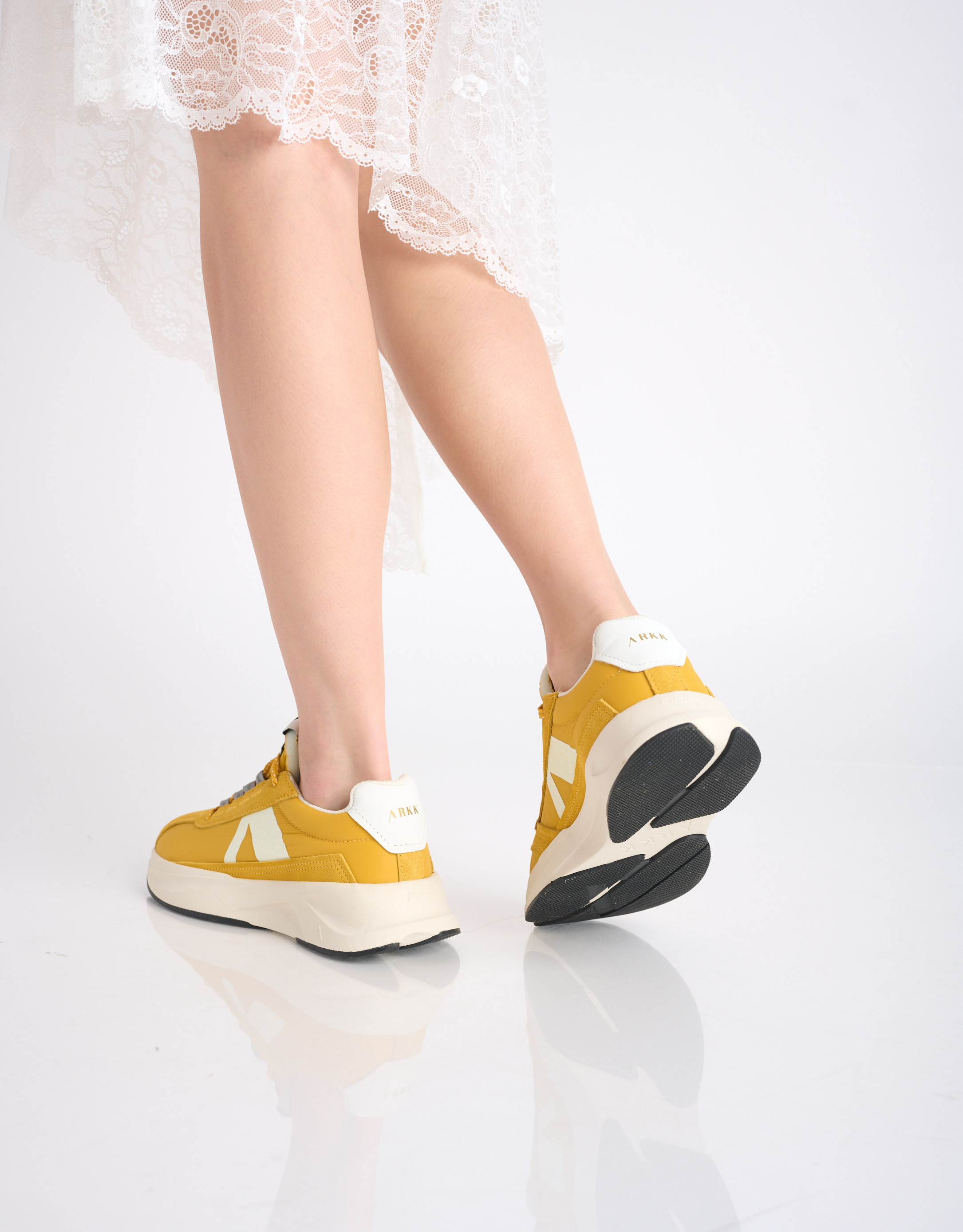 נעלי נשים - Arkk - סניקרס CITY FREE - צהוב4