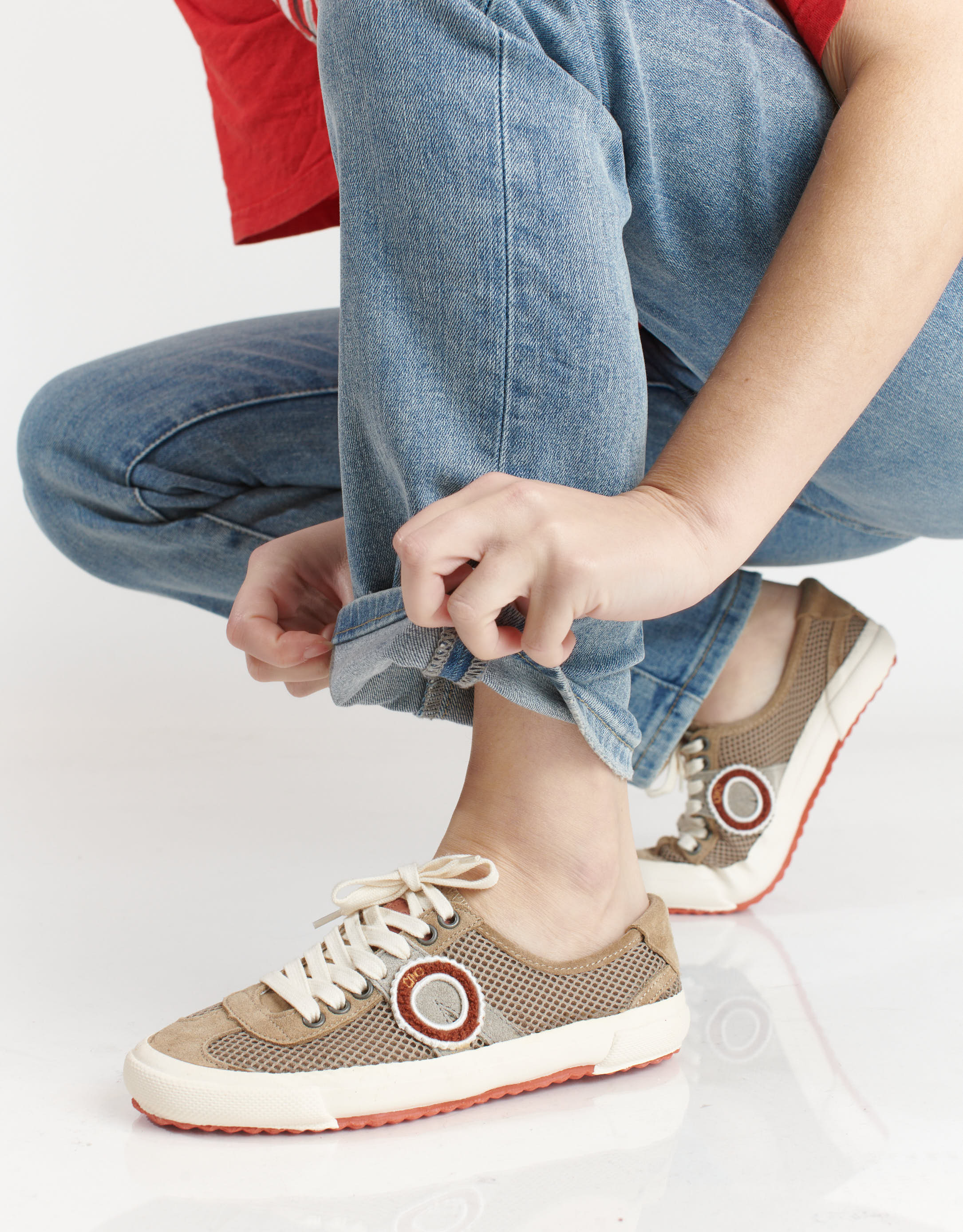 נעלי נשים - Aro - סניקרס RUNA - חום בהיר