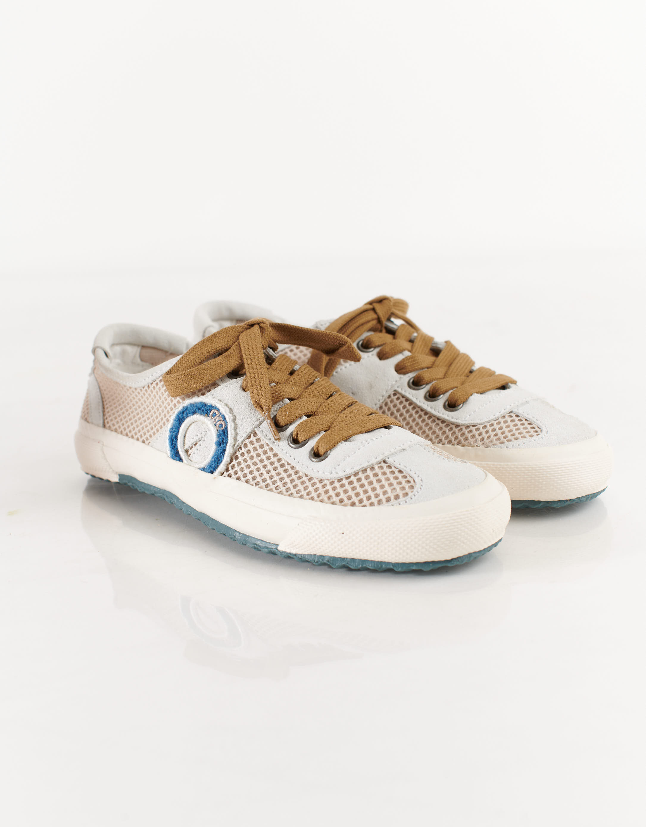 נעלי נשים - Aro - סניקרס RUNA - אופוויט2