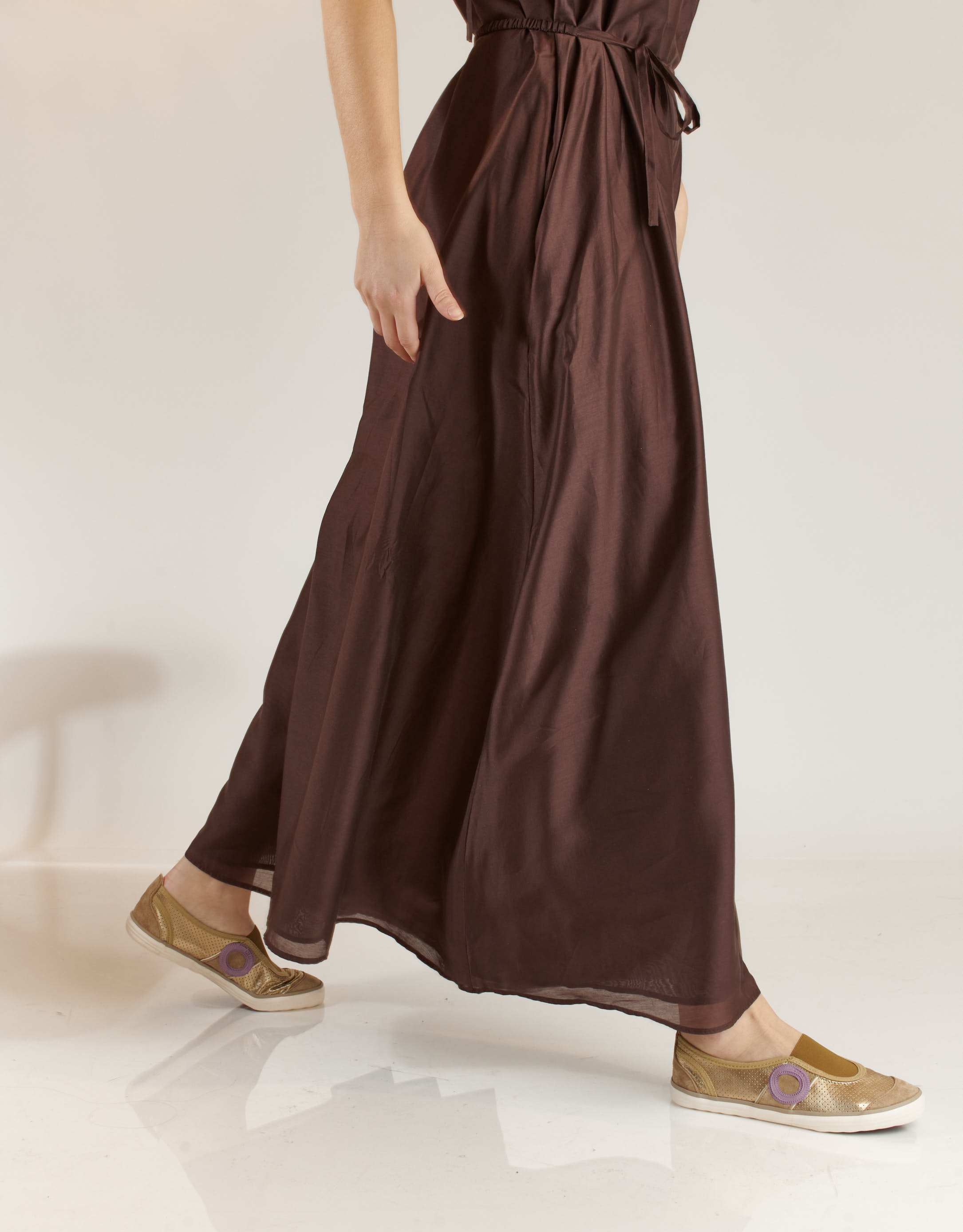 נעלי נשים - Aro - סליפ און PICADA מטאלי - ברונזה4