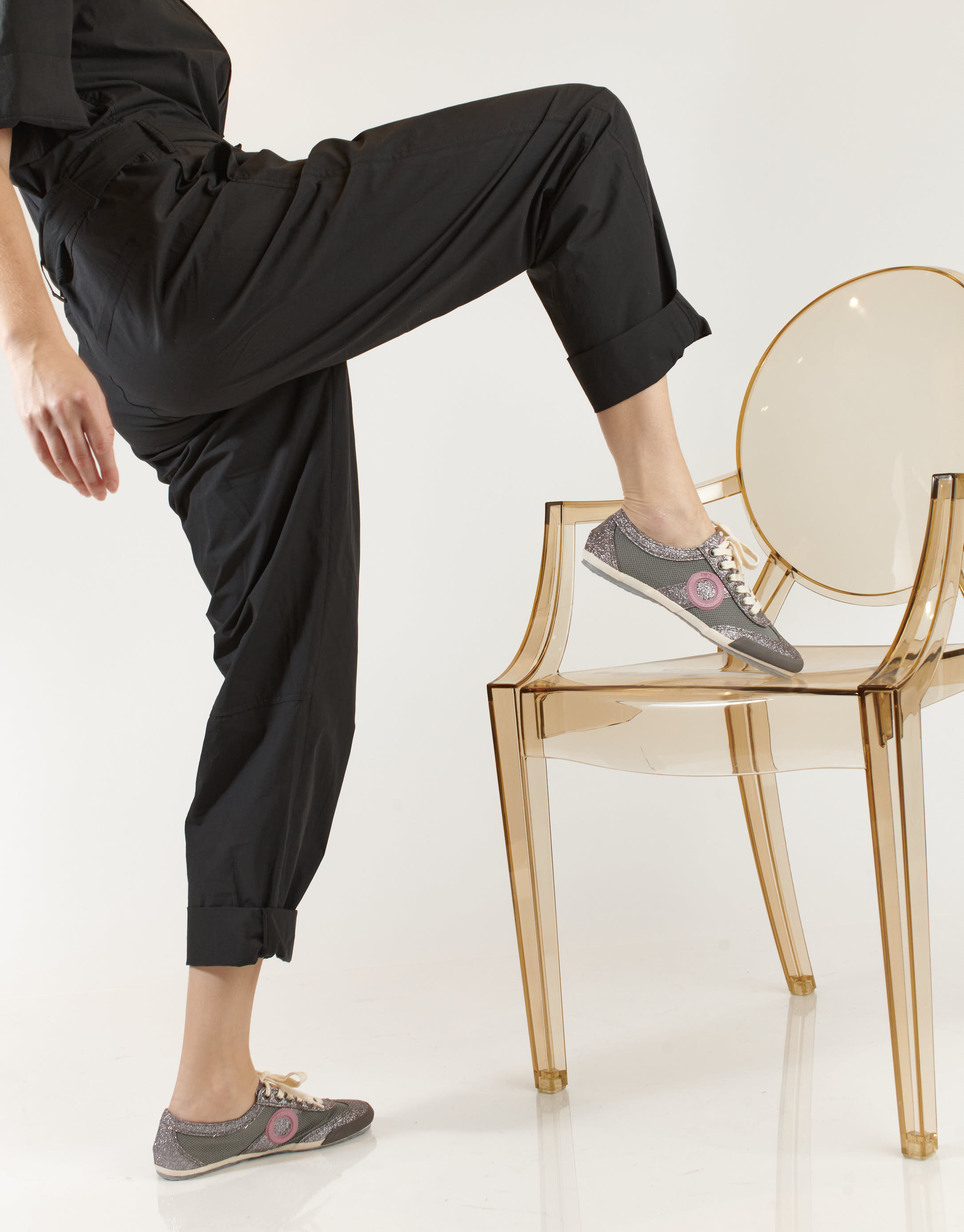 נעלי נשים - Aro - סניקרס JOANETA GLITTER - כסף4