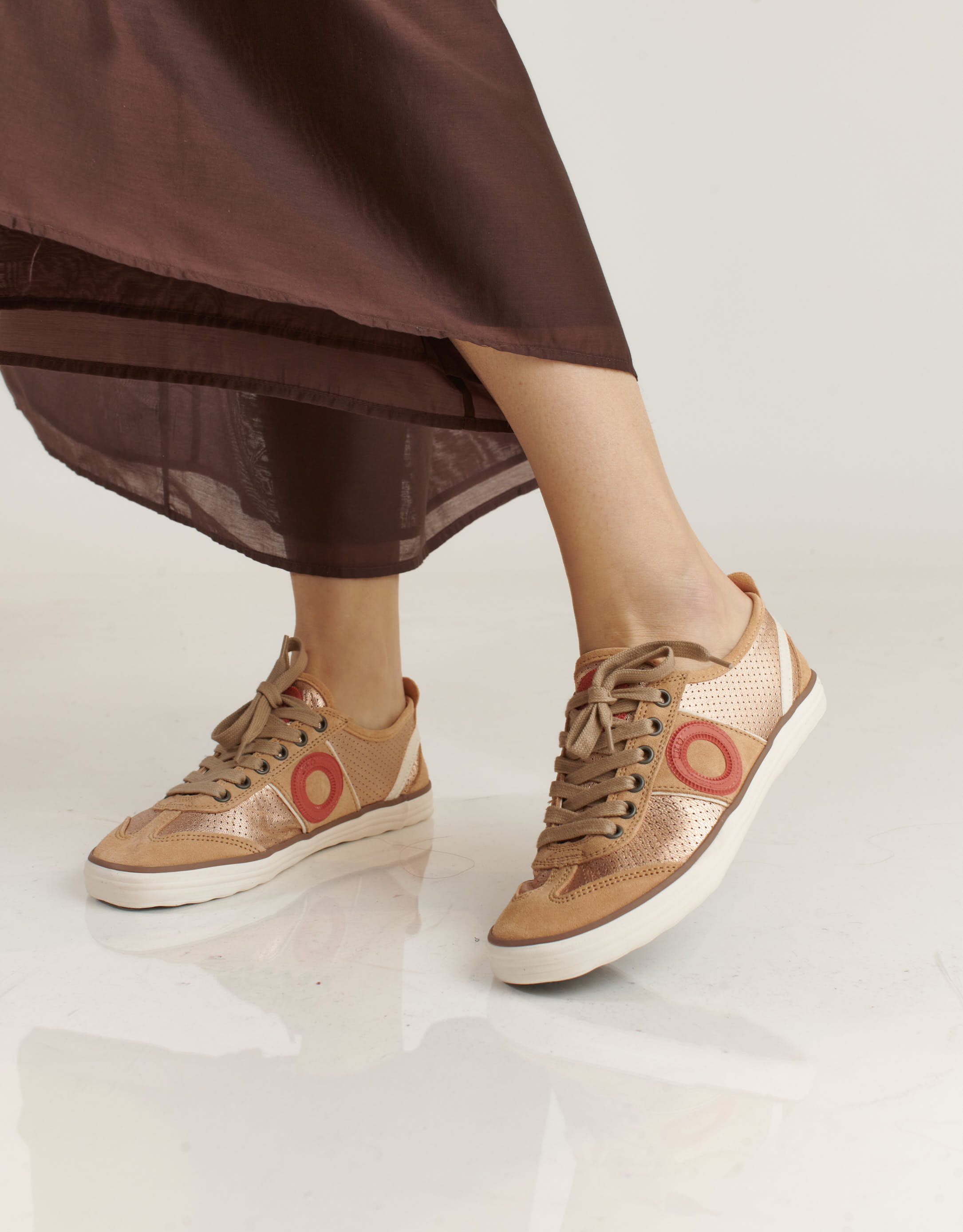 נעלי נשים - Aro - סניקרס PICADA מטאלי - ורוד