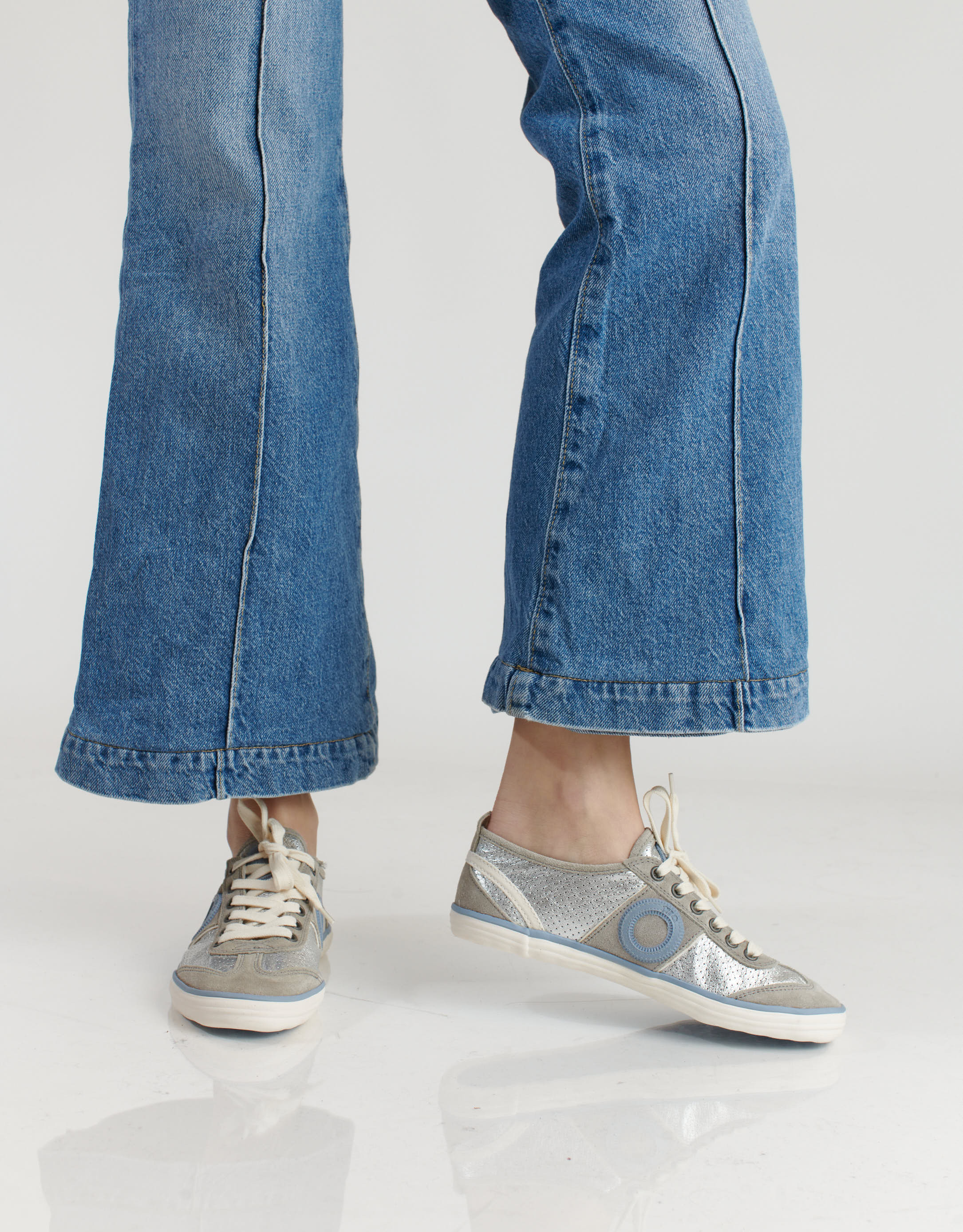 נעלי נשים - Aro - סניקרס PICADA מטאלי - כסף3