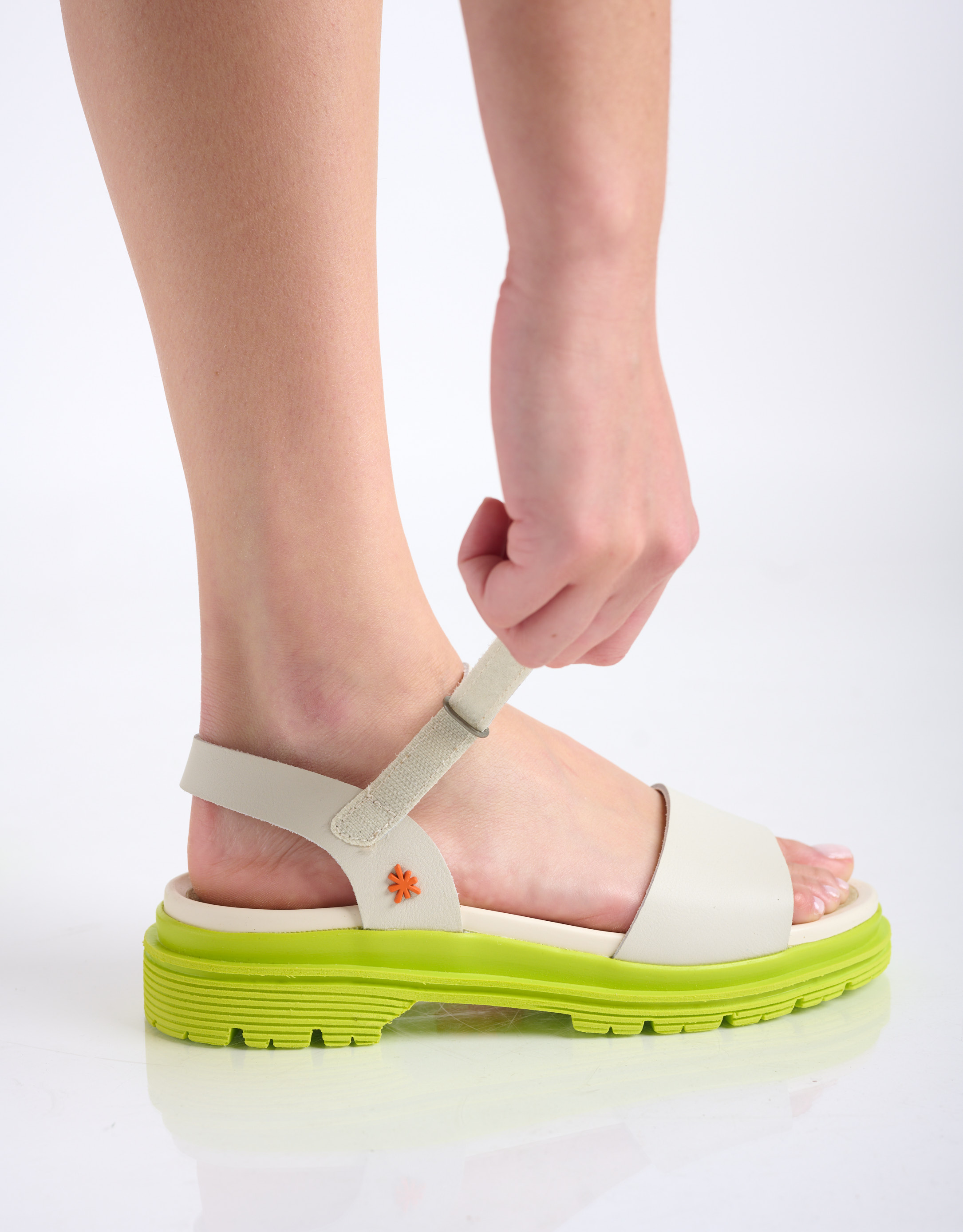 נעלי נשים - Art - סנדלי עור BIRMINGHAM - לבן   ירוק2