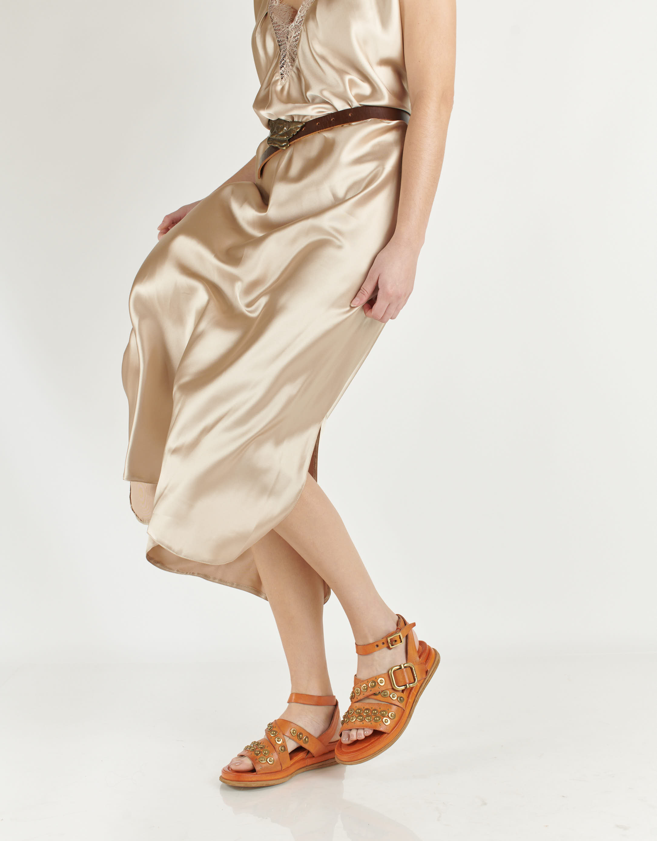 נעלי נשים - A.S. 98 - סנדלים עם ניטים SPOON - כתום2