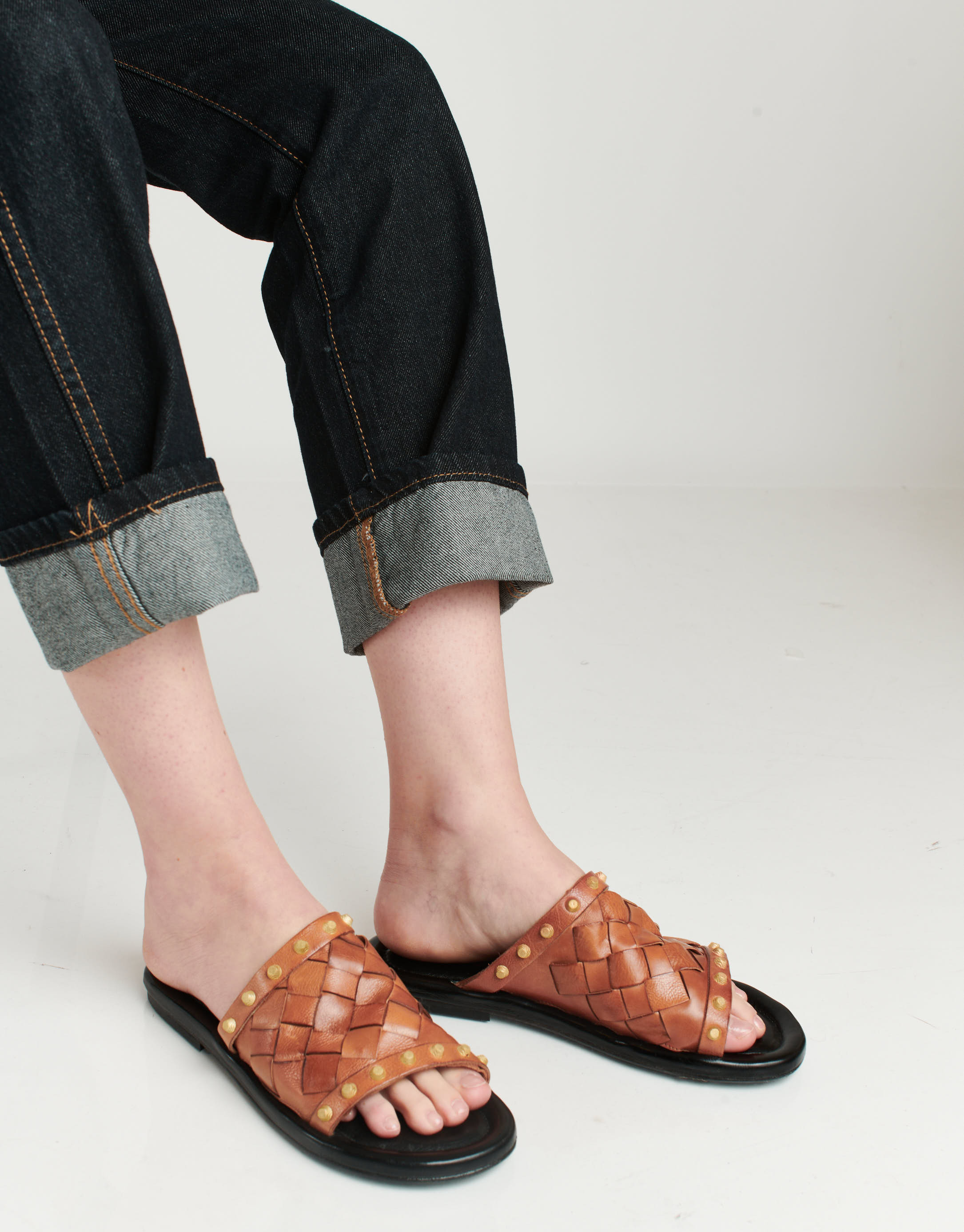 נעלי נשים - A.S. 98 - כפכפי עור קלועים YOU - קאמל3