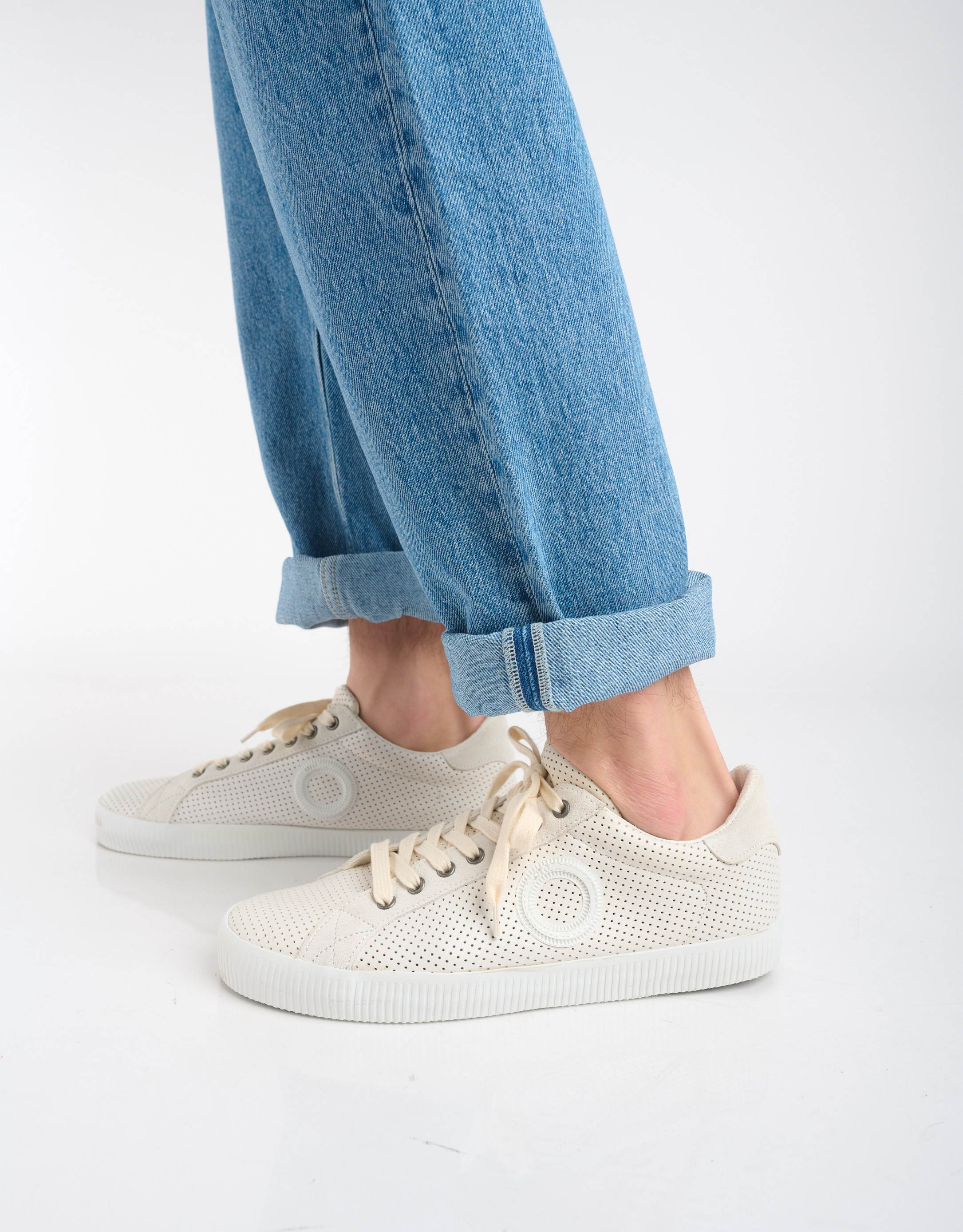 נעלי גברים - Aro - סניקרס עור TIM - לבן2