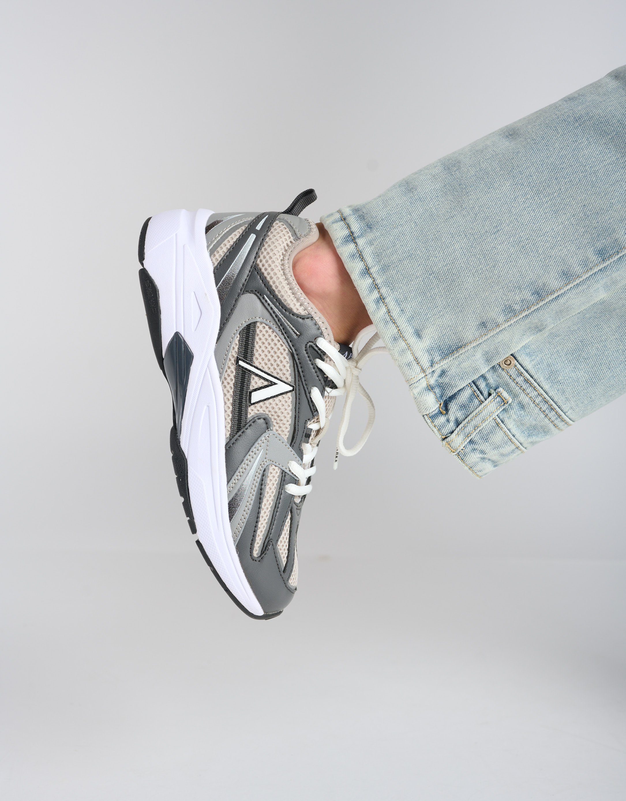 נעלי נשים - Arkk - סניקרס OSERRA MESH - אפור4