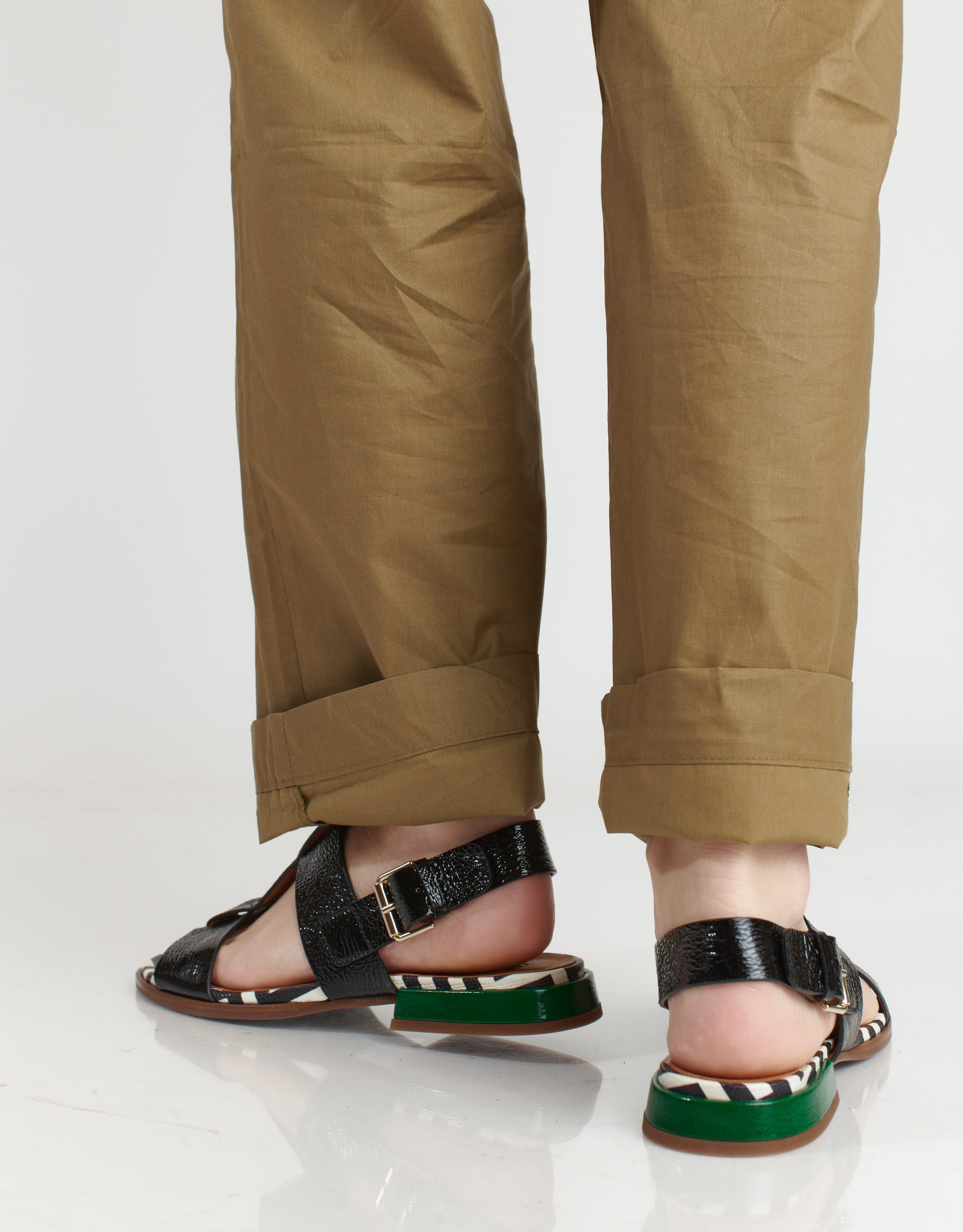 נעלי נשים - Chie Mihara - סנדלים שטוחים WAYWAY - שחור3