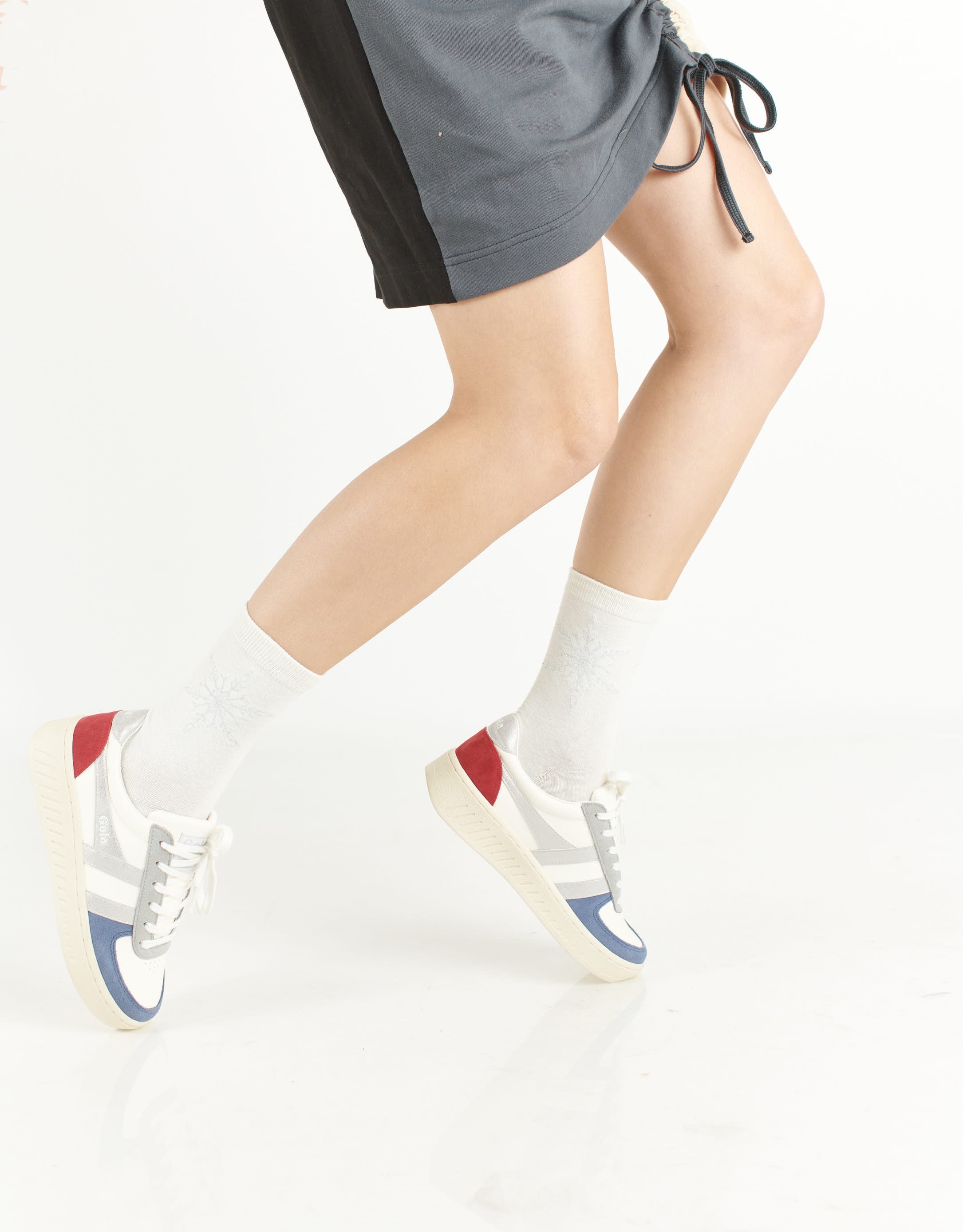 נעלי נשים - Gola - סניקרס GRANDSLAM QUADRANT - לבן   כסף2