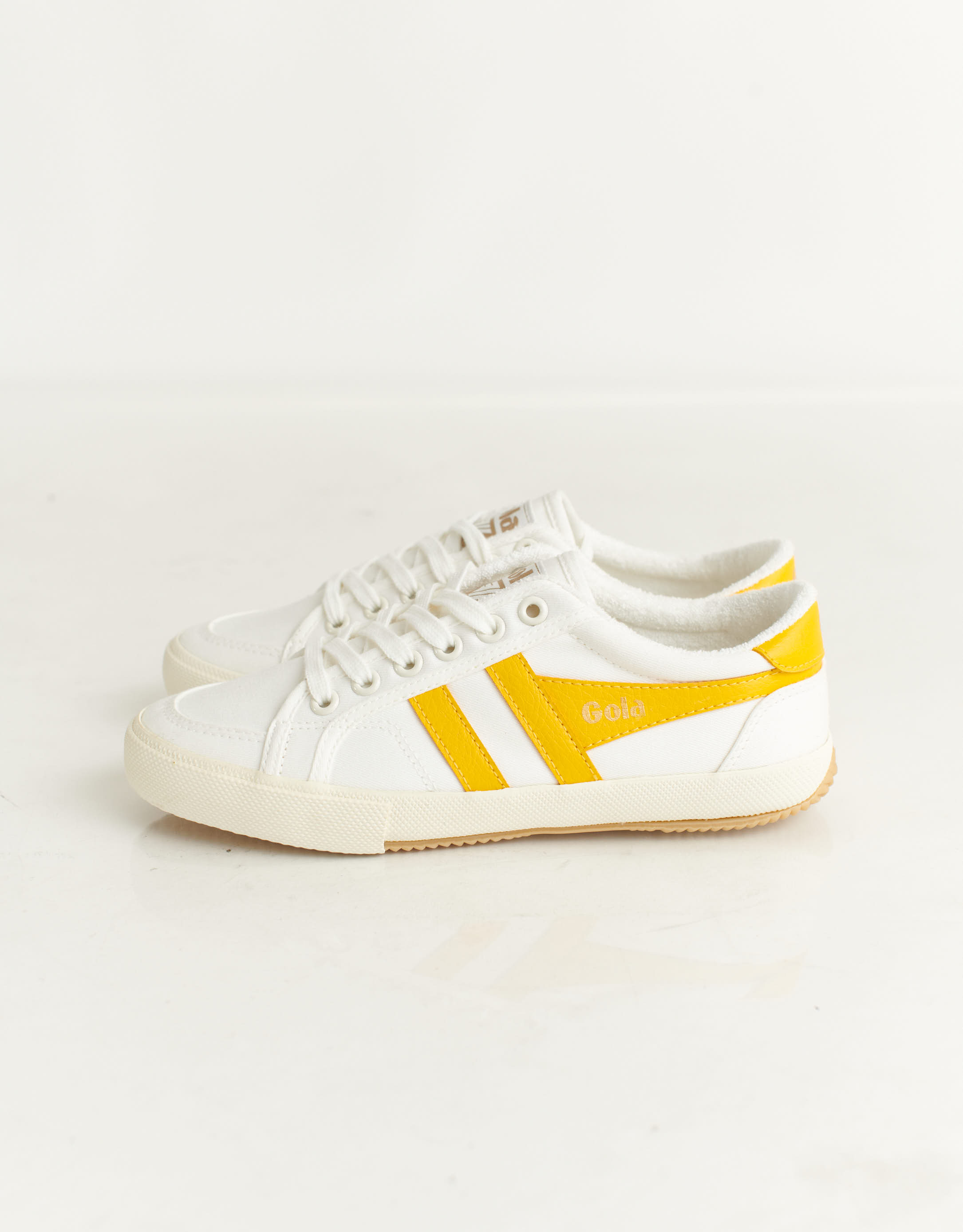 נעלי נשים - Gola - סניקרס בד STRATUS - לבן   צהוב2