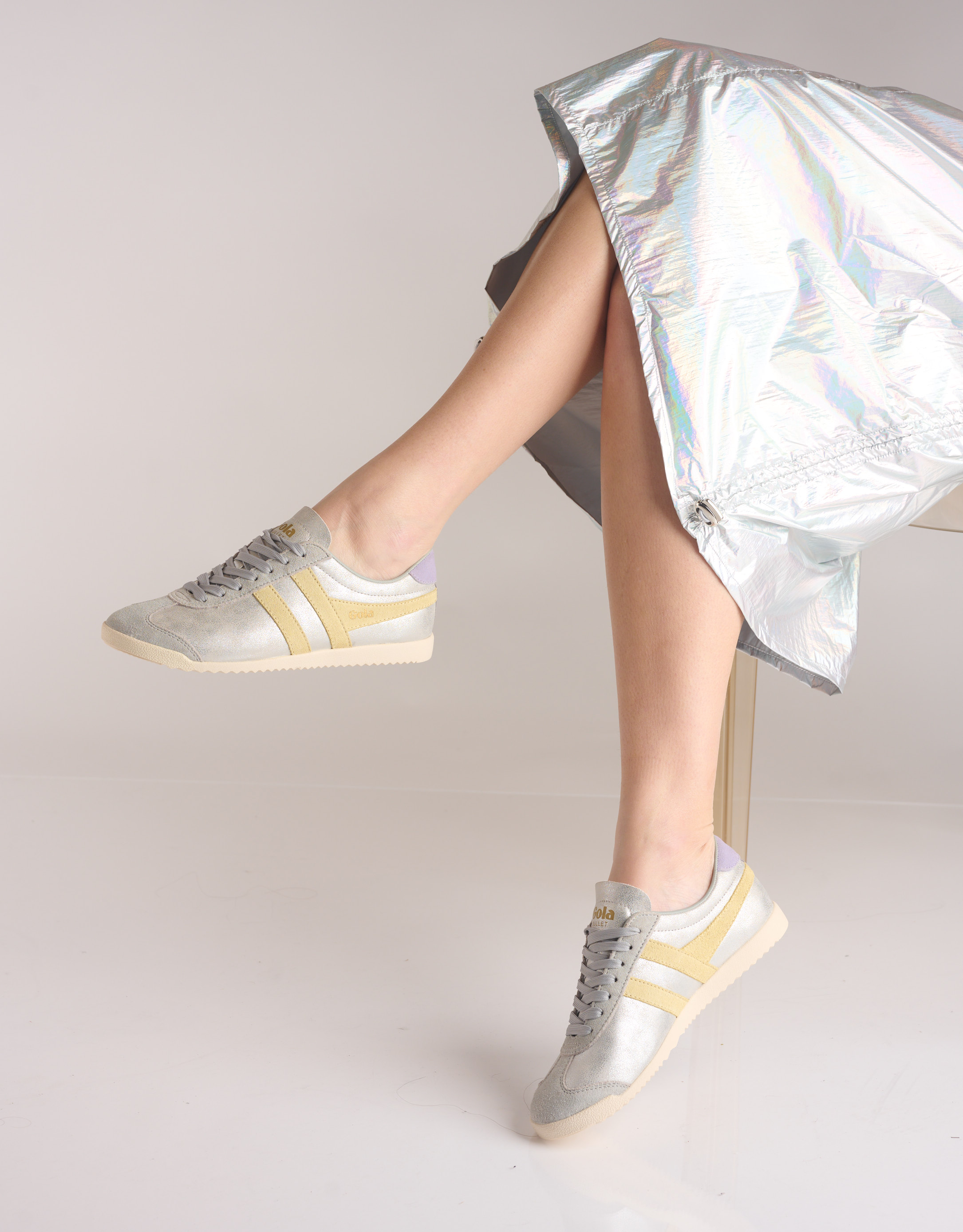 נעלי נשים - Gola - סניקרס BULLET BLAZE - כסף