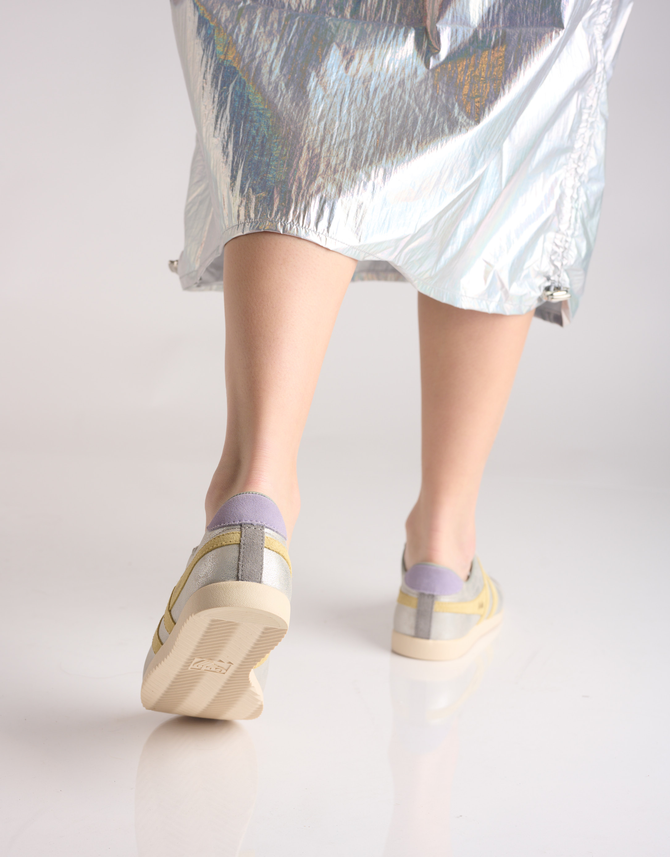 נעלי נשים - Gola - סניקרס BULLET BLAZE - כסף4