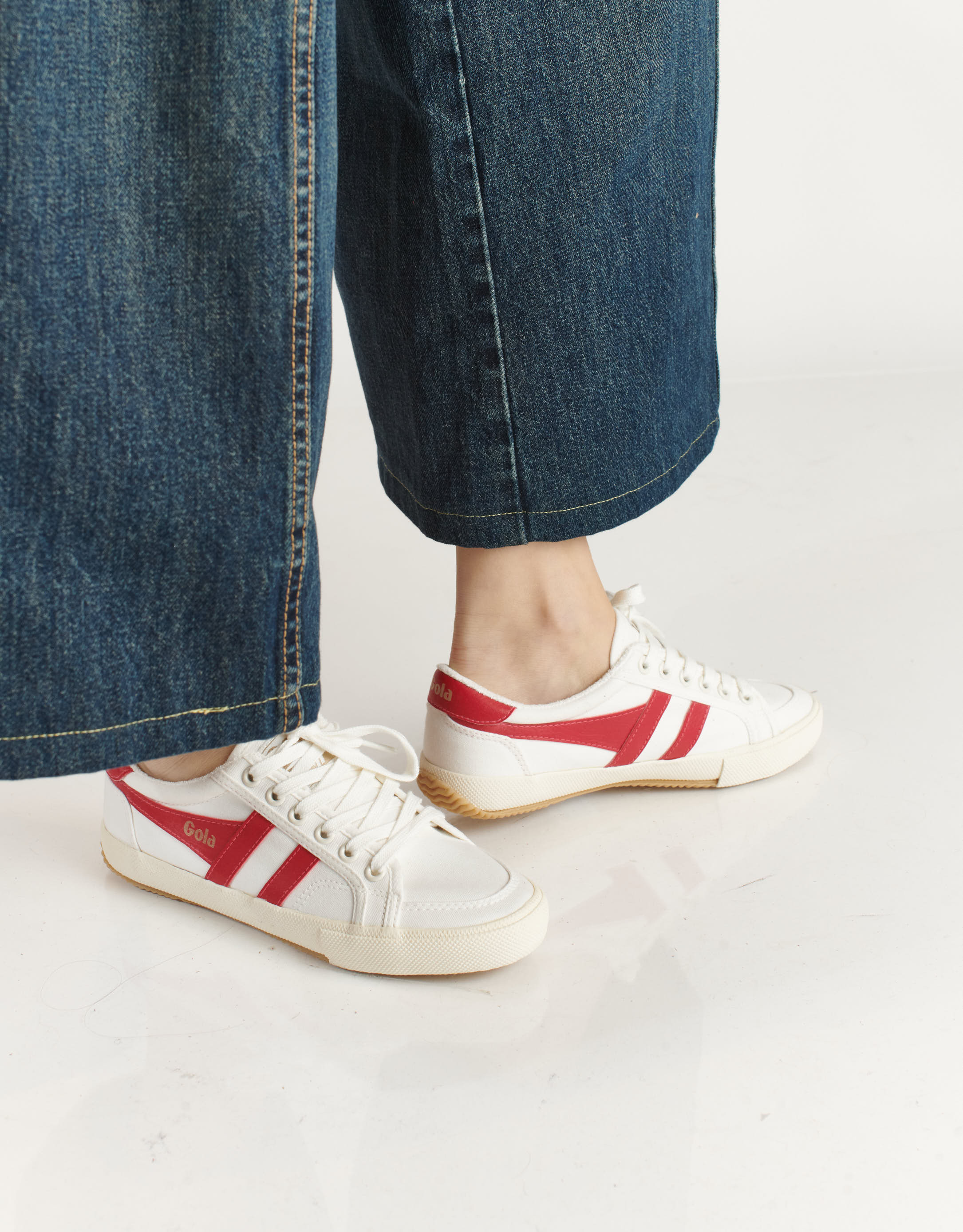 נעלי נשים - Gola - סניקרס בד STRATUS - לבן   אדום4