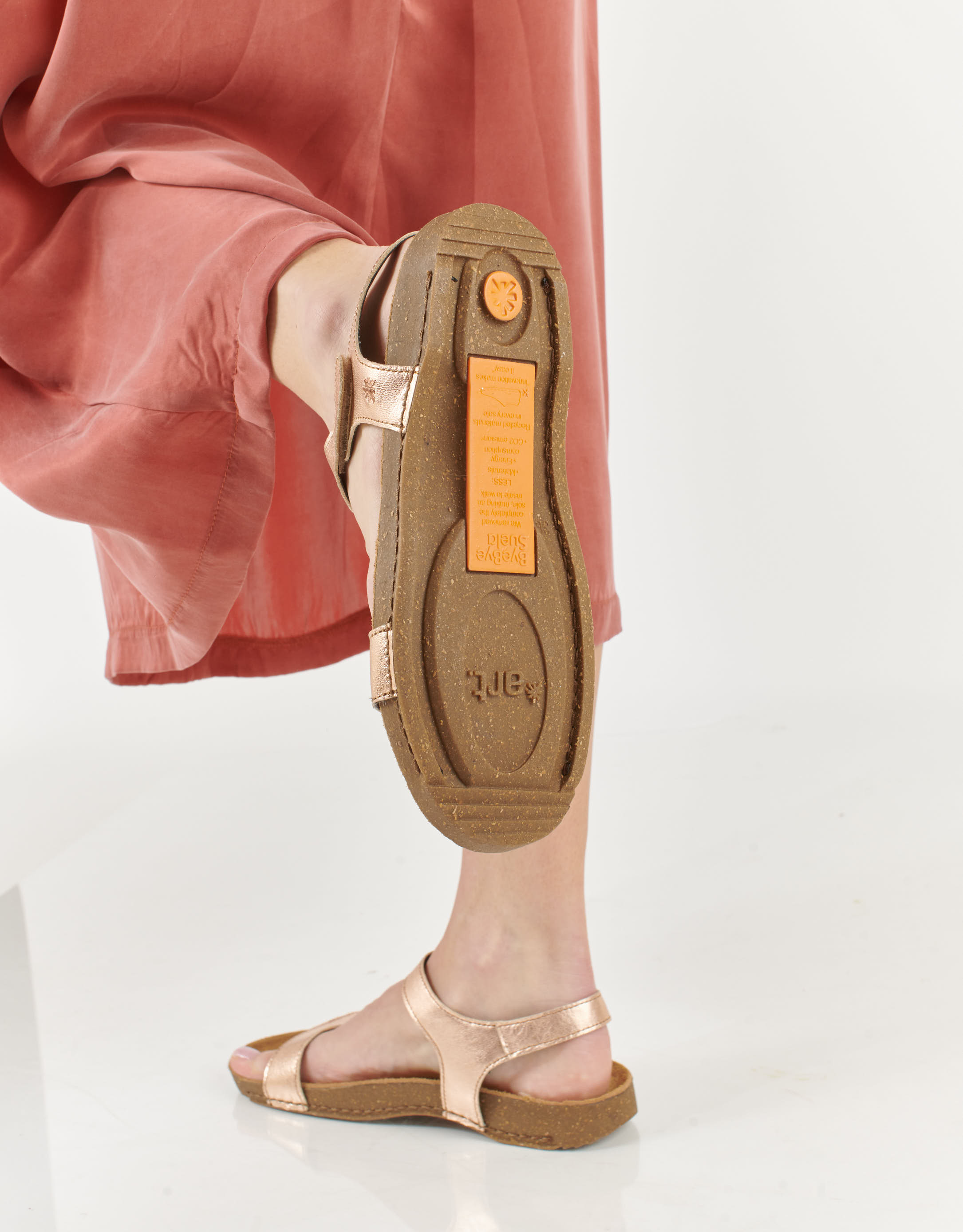 נעלי נשים - Art - סנדלי עור I BREATHE - ברונזה4