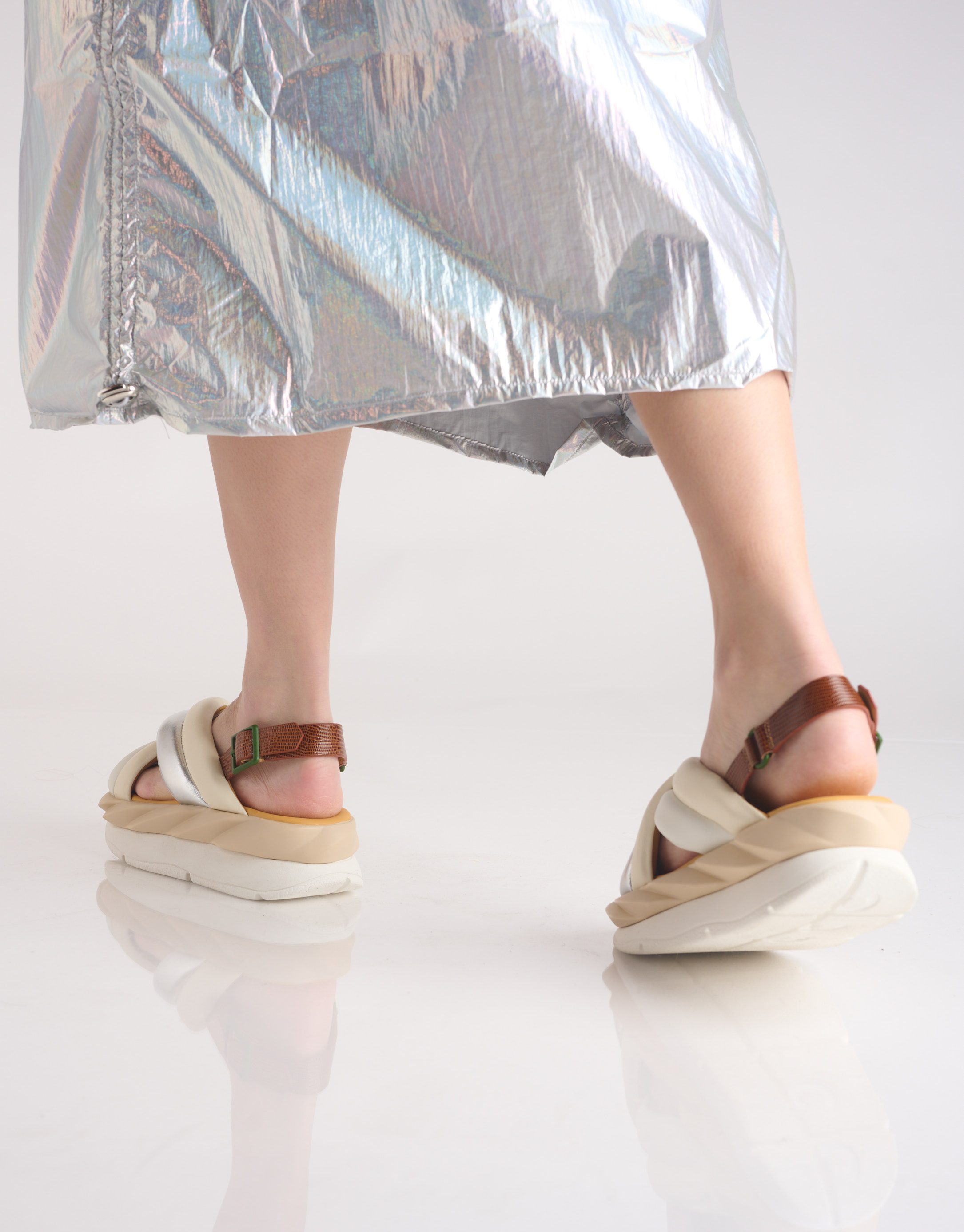 נעלי נשים - 4CCCCEES - סנדלי פלטפורמה MELLOW MEL - אופוויט4