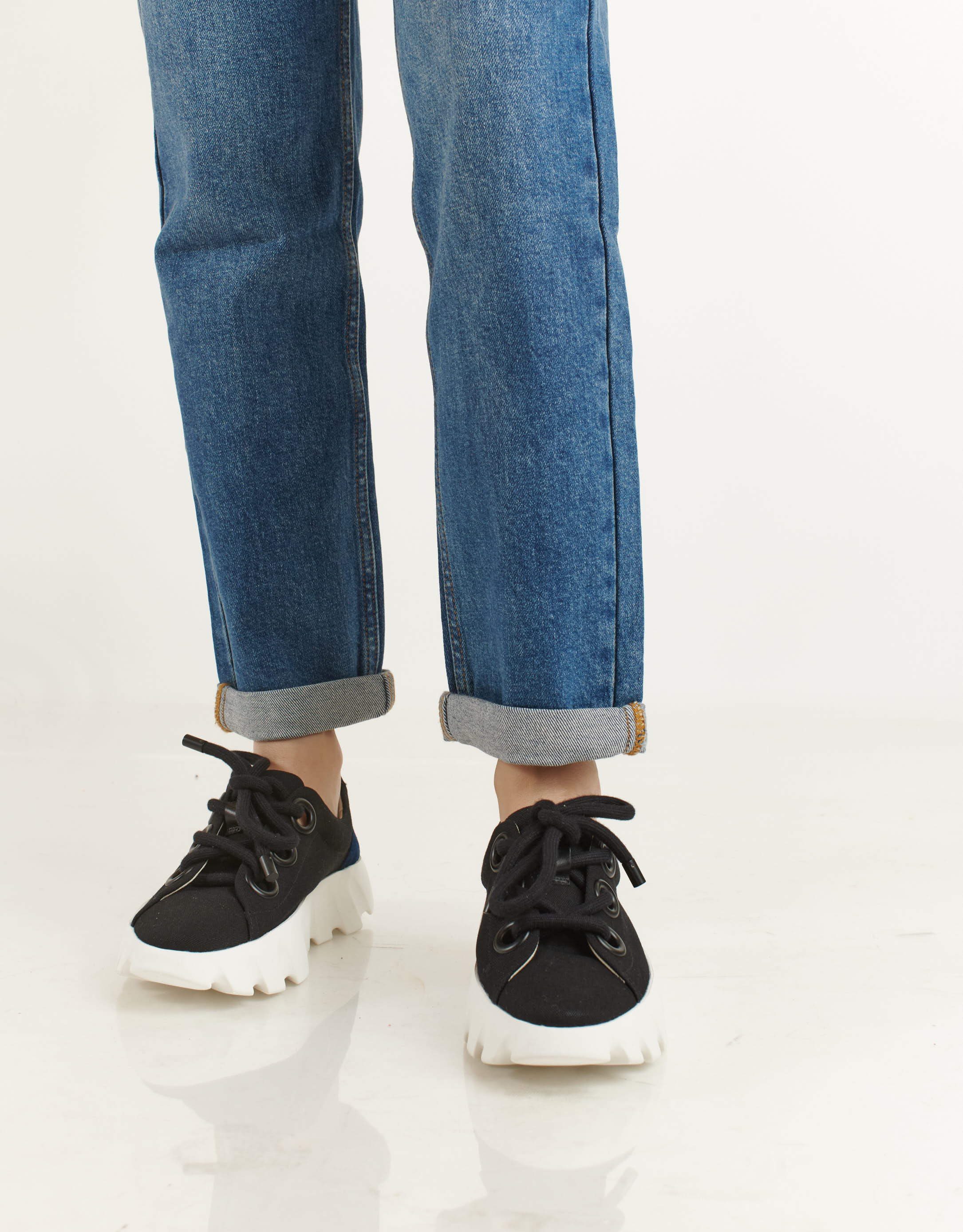 נעלי נשים - 4CCCCEES - סניקרס בד TURA FABI - שחור4