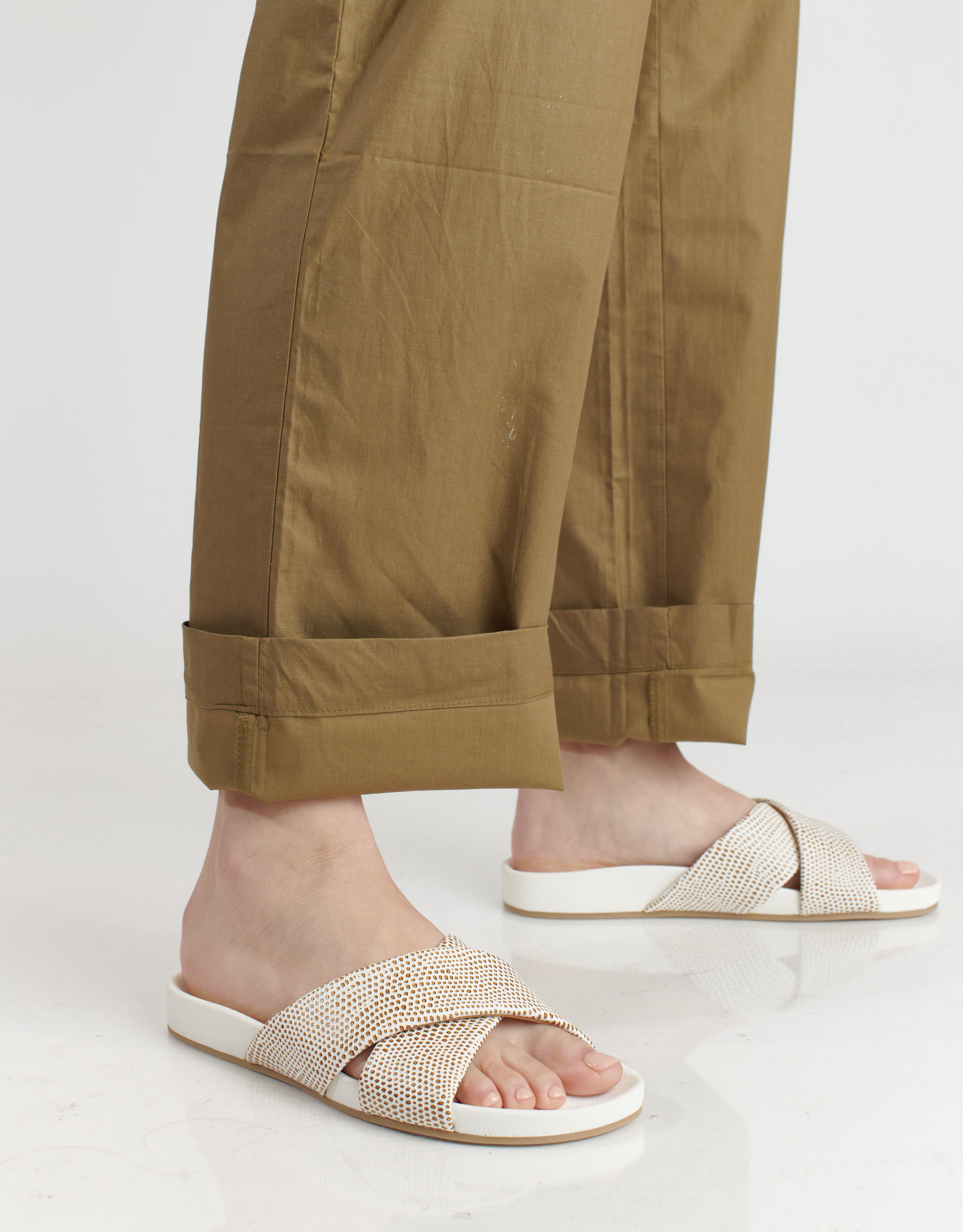 נעלי נשים - Rollie - כפכפים משולבים TIDE CROSS - לבן   חום2