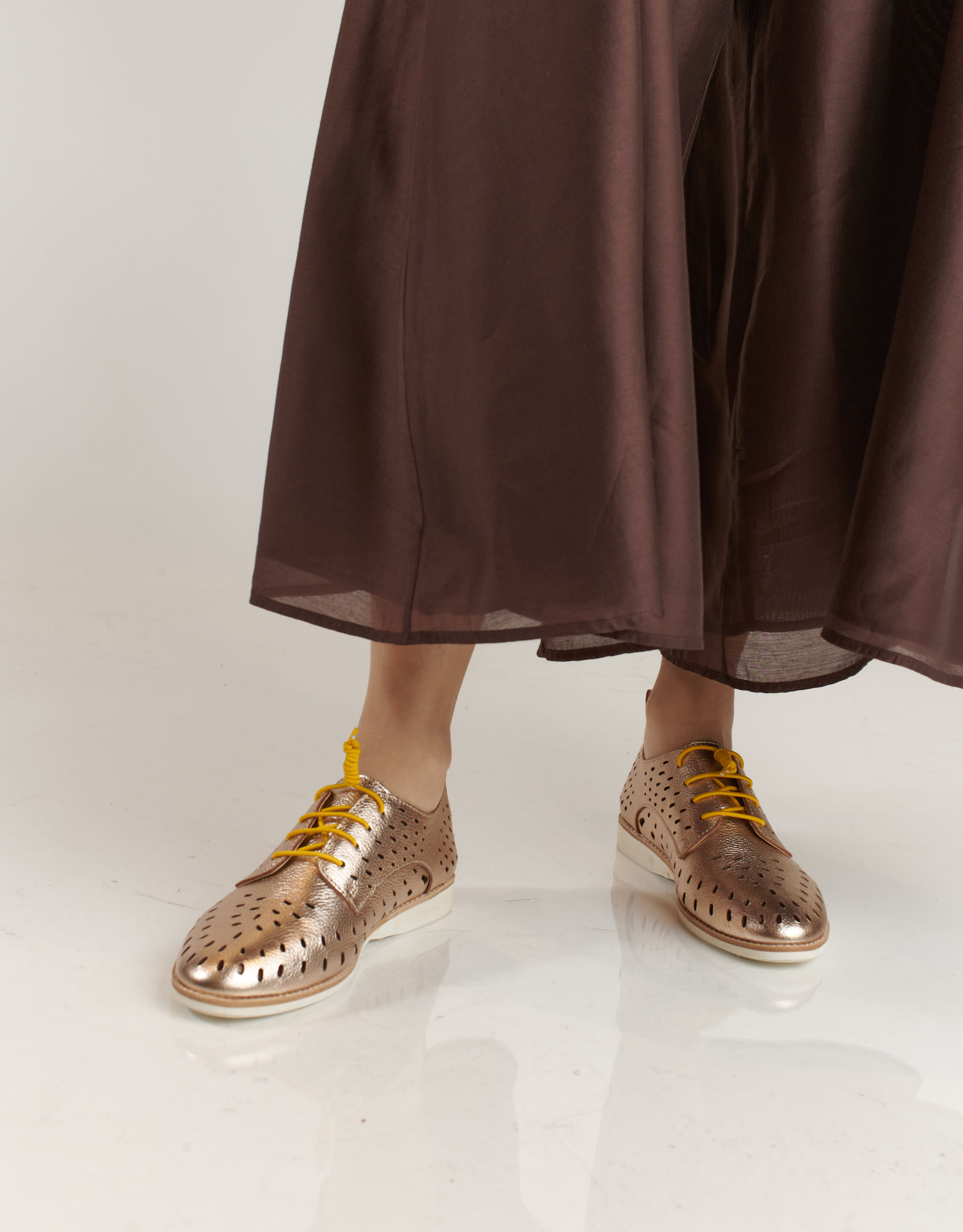 נעלי נשים - Rollie - נעלי עור DERBY LAZER - זהב4