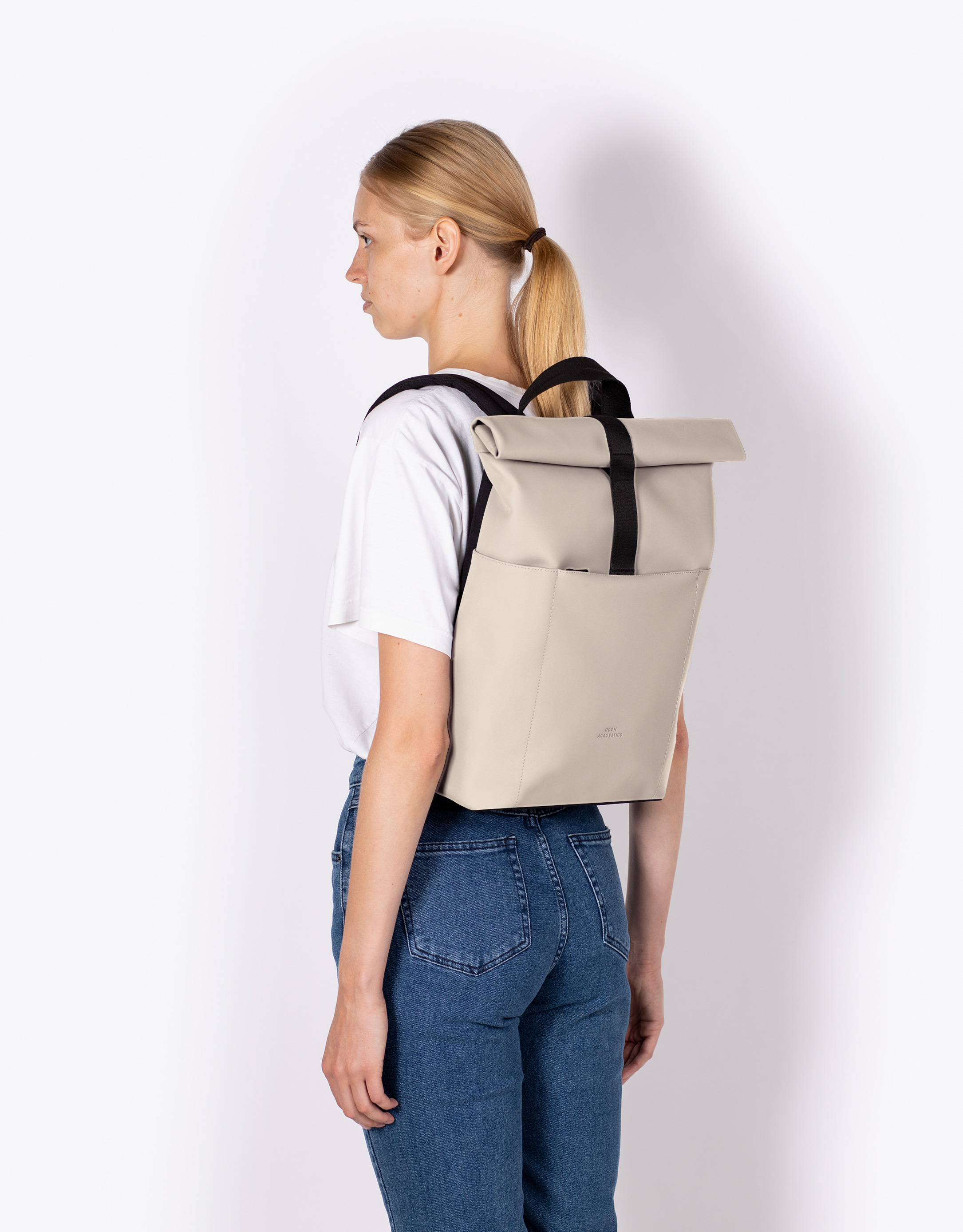 Ucon Acrobatics - תיק גב HAJO MINI LOTUS - בז'4