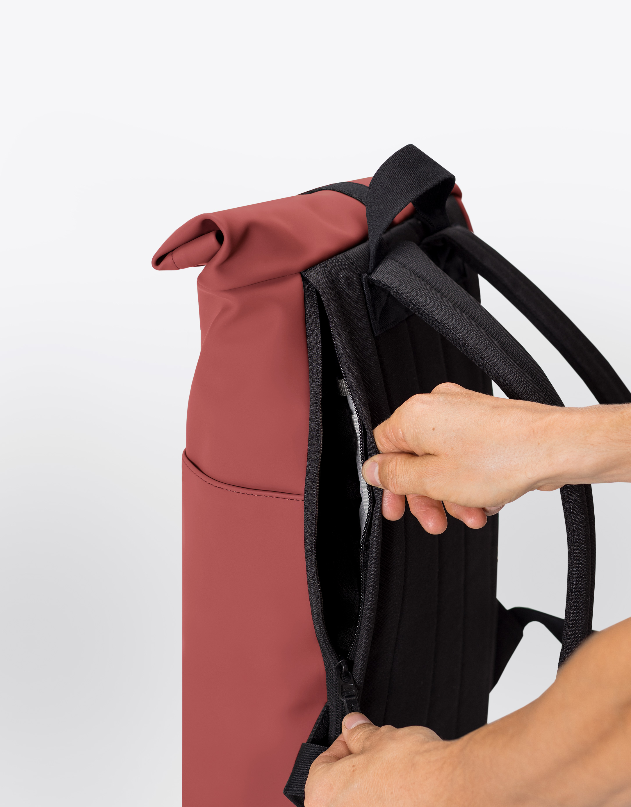 Ucon Acrobatics - תיק גב HAJO MINI LOTUS - קורל4