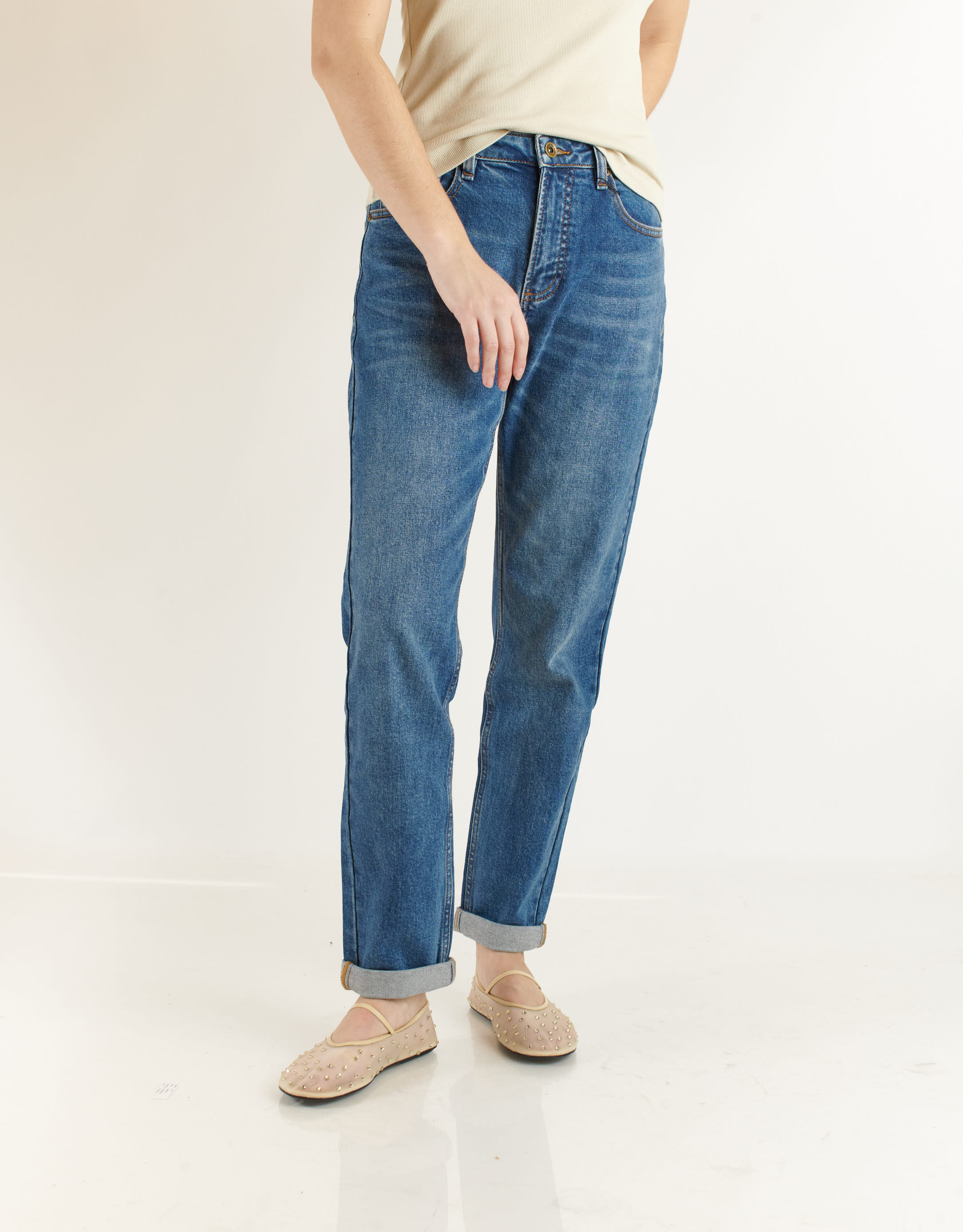 נעלי נשים - Jeffrey Campbell - נעלי בובה SWAN יהלומים - ניוד3