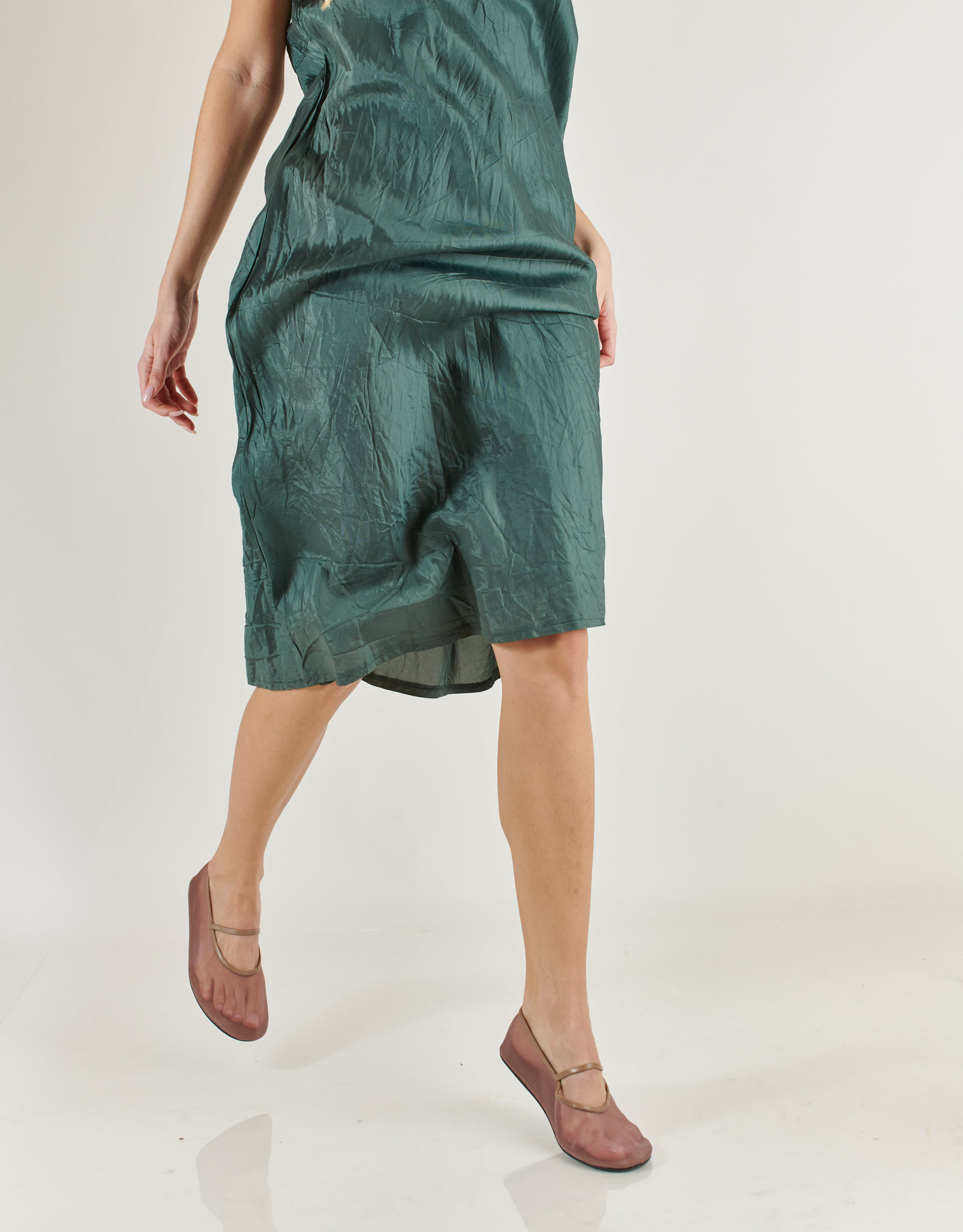 נעלי נשים - Jeffrey Campbell - נעלי בובה מבד SWAN - חום בהיר3