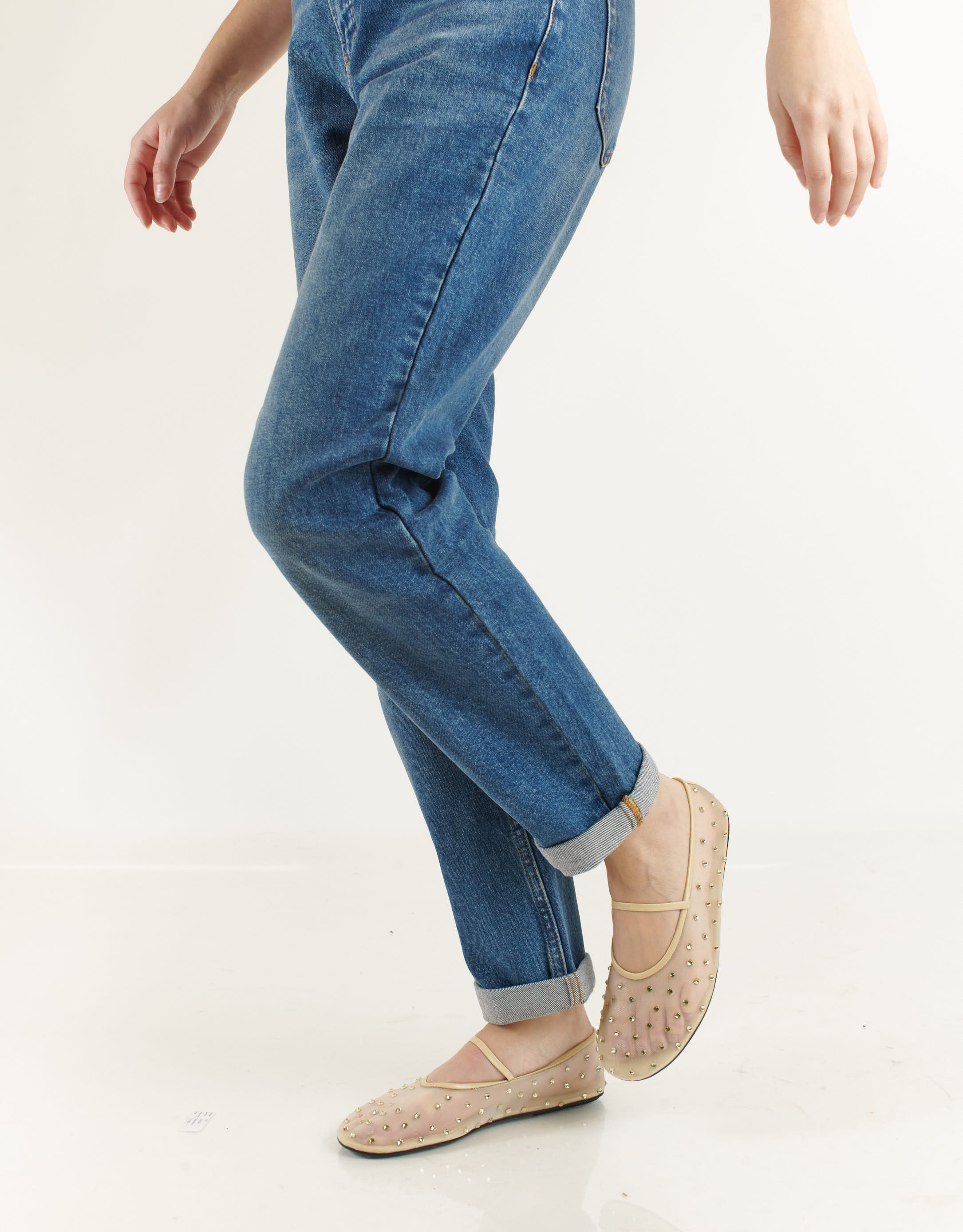 נעלי נשים - Jeffrey Campbell - נעלי בובה SWAN יהלומים - ניוד4