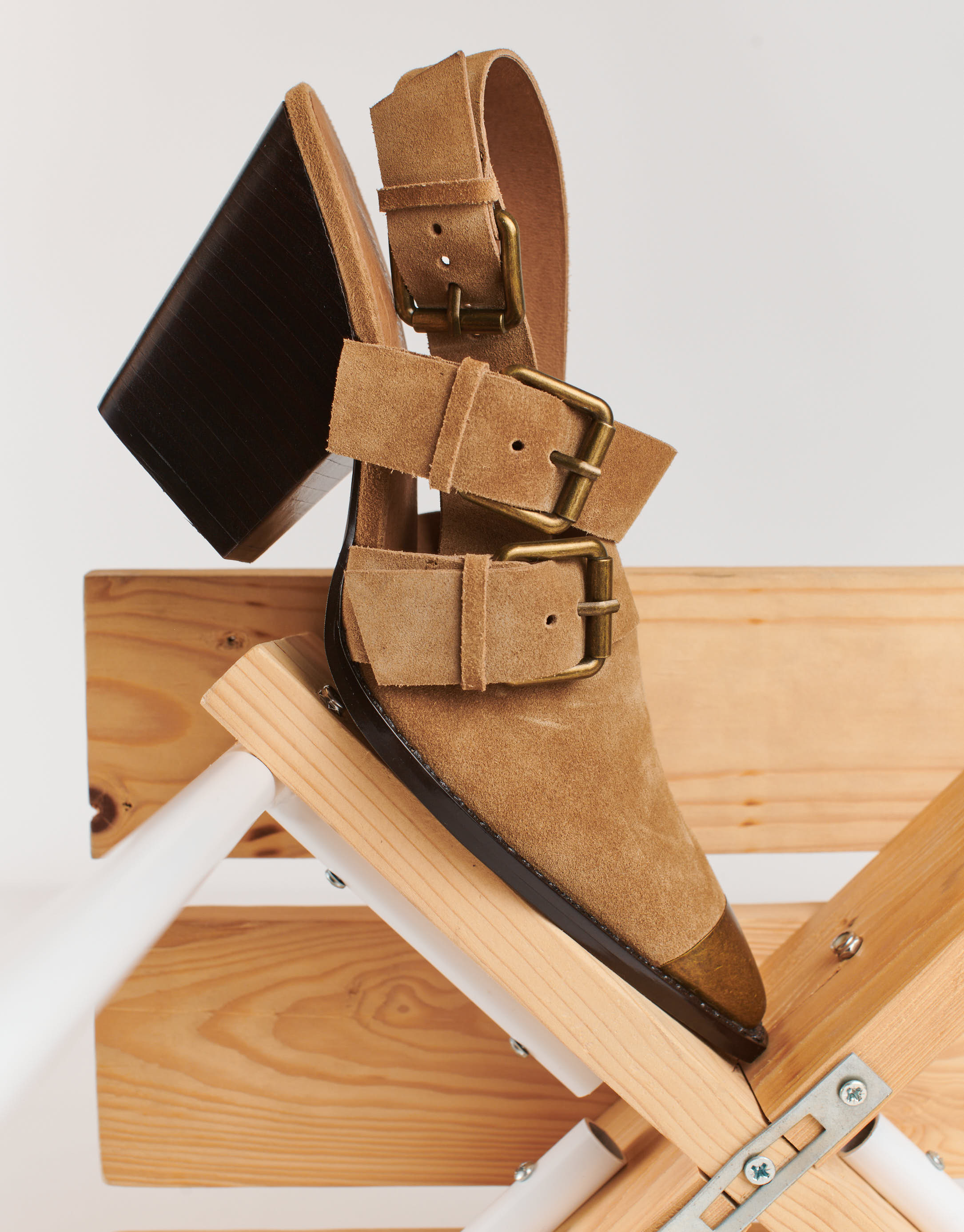 נעלי נשים - Jeffrey Campbell - סנדלי בוקרים מזמש GEORGIA - חום2