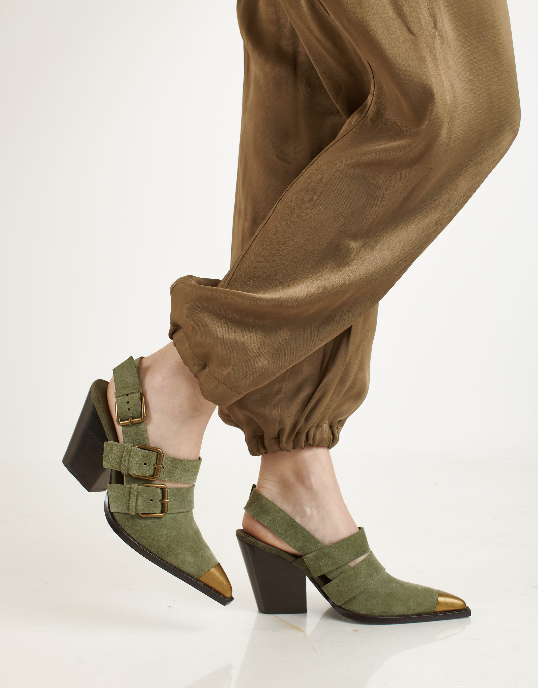 נעלי נשים - Jeffrey Campbell - סנדלי בוקרים מזמש GEORGIA - חאקי2