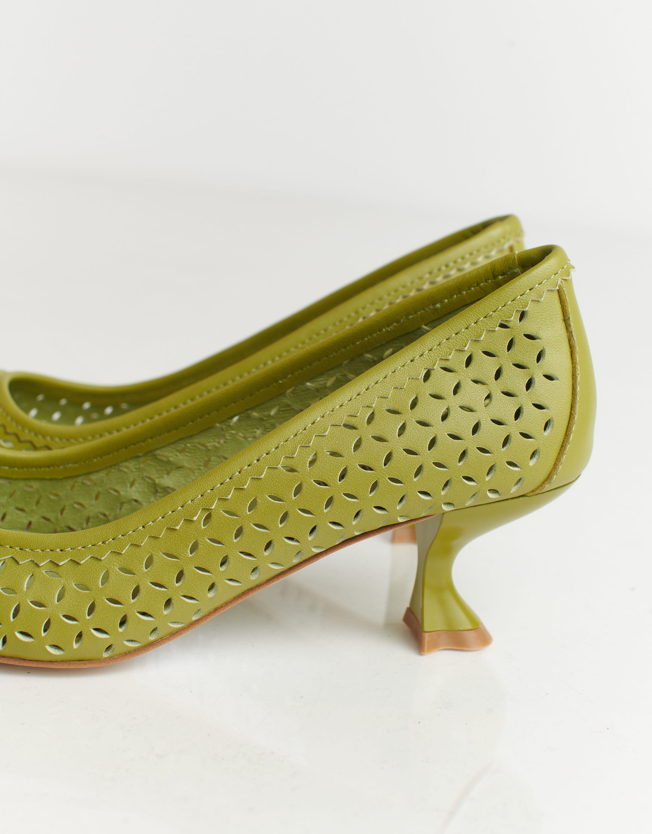 נעלי נשים - Jeffrey Campbell - נעלי סירה עם עקבים FAYRE - זית3