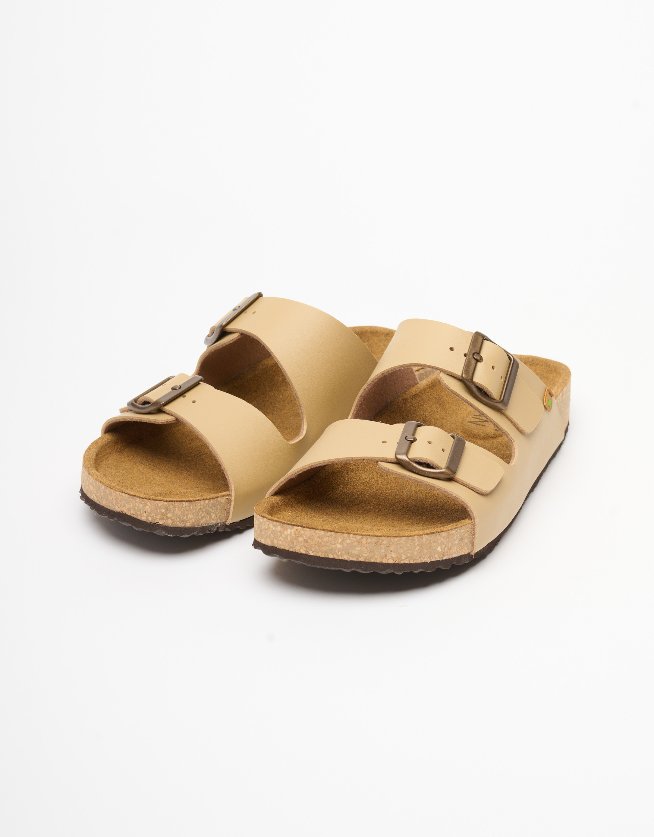 נעלי גברים - El Naturalista - כפכפי WARAJI VEGAN - בז'2