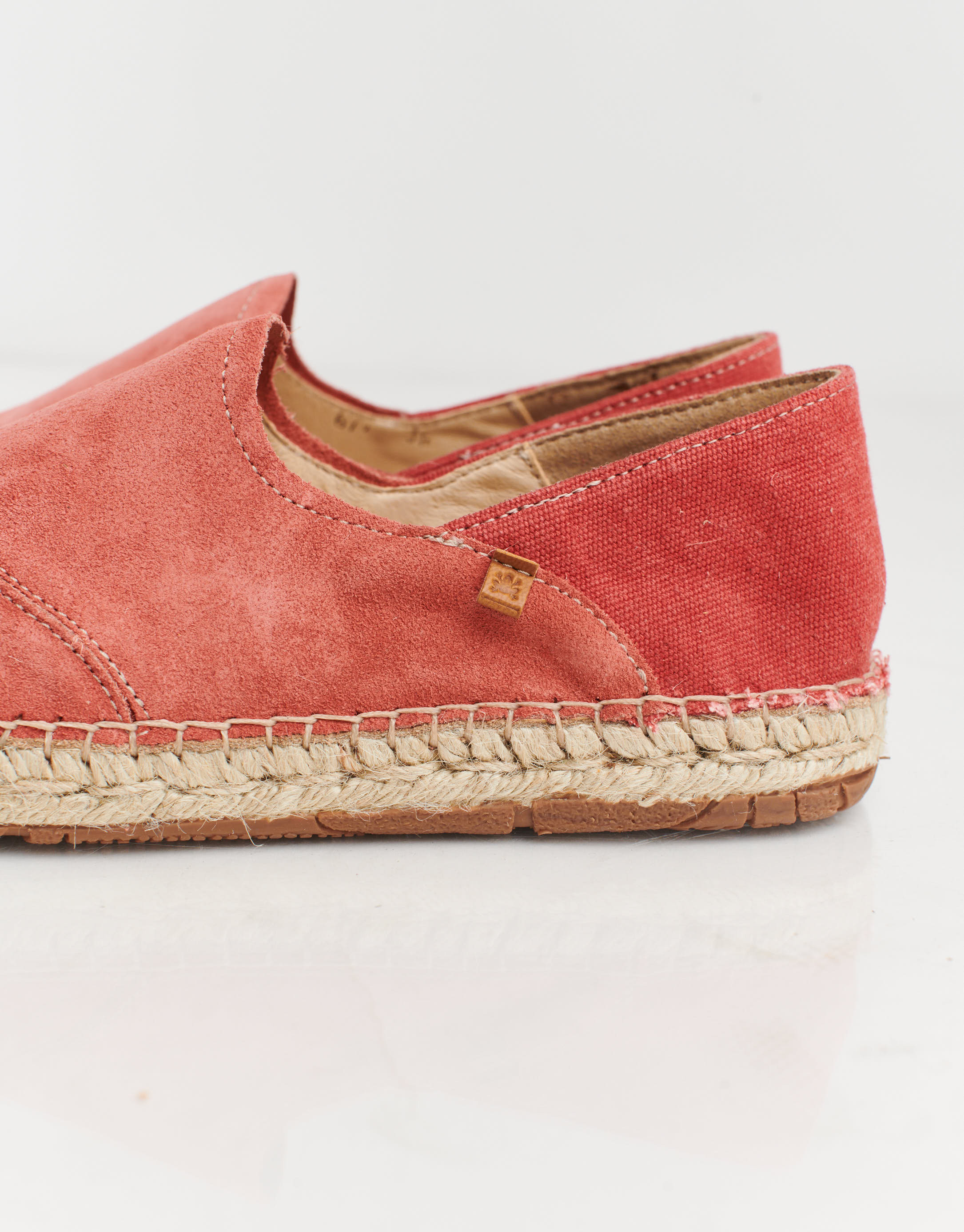 נעלי נשים - El Naturalista - נעלי מוקסין CAMPOS - קורל4