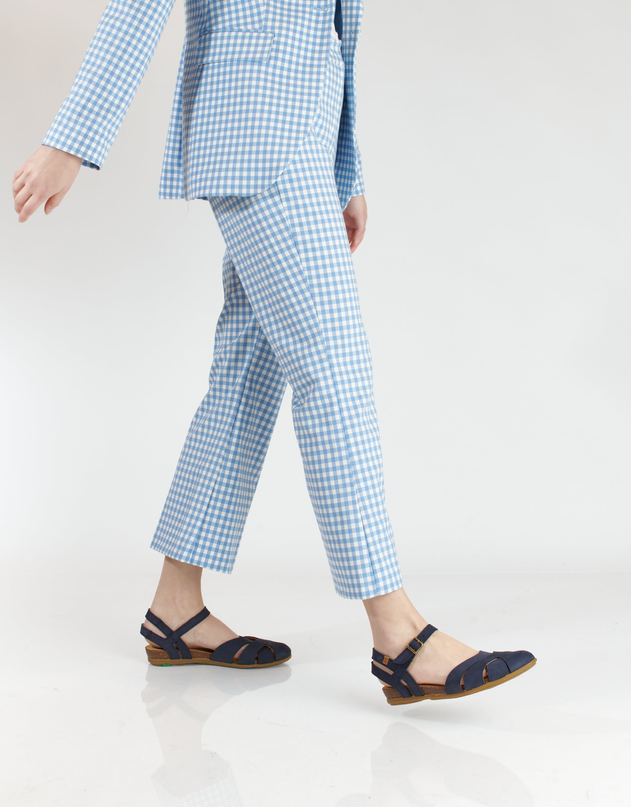 נעלי נשים - El Naturalista - סנדלי עור  STELLA - כחול4