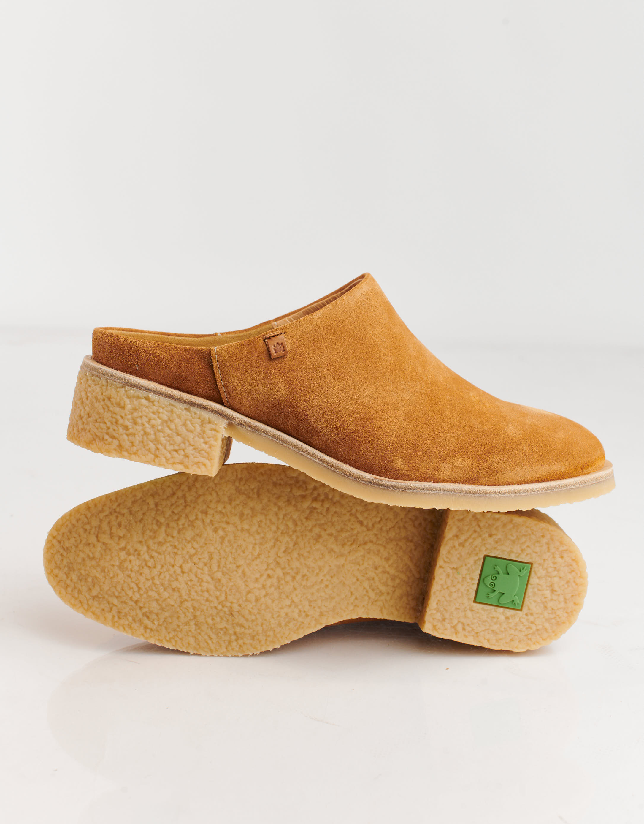 נעלי נשים - El Naturalista - כפכפי זמש IRATI - קאמל2