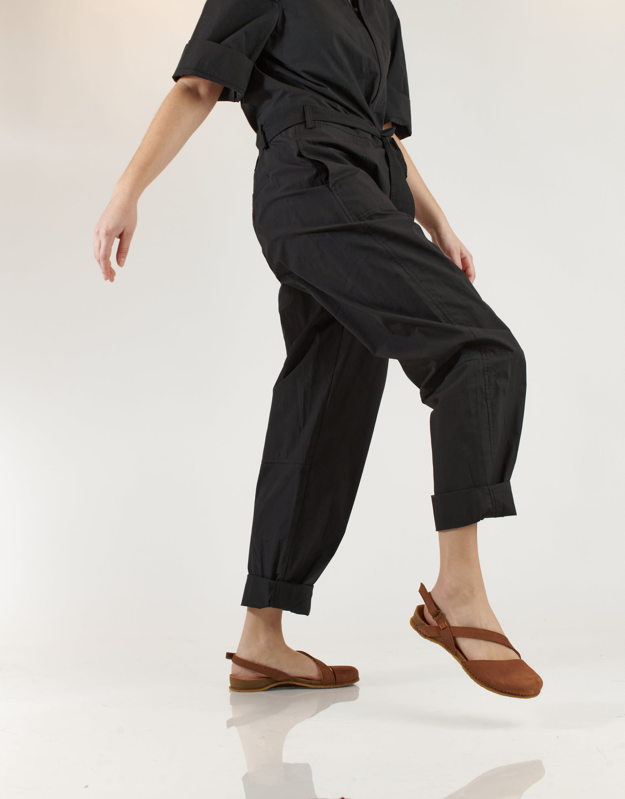 נעלי נשים - El Naturalista - סנדלים סגורים PANGLAO - חום3