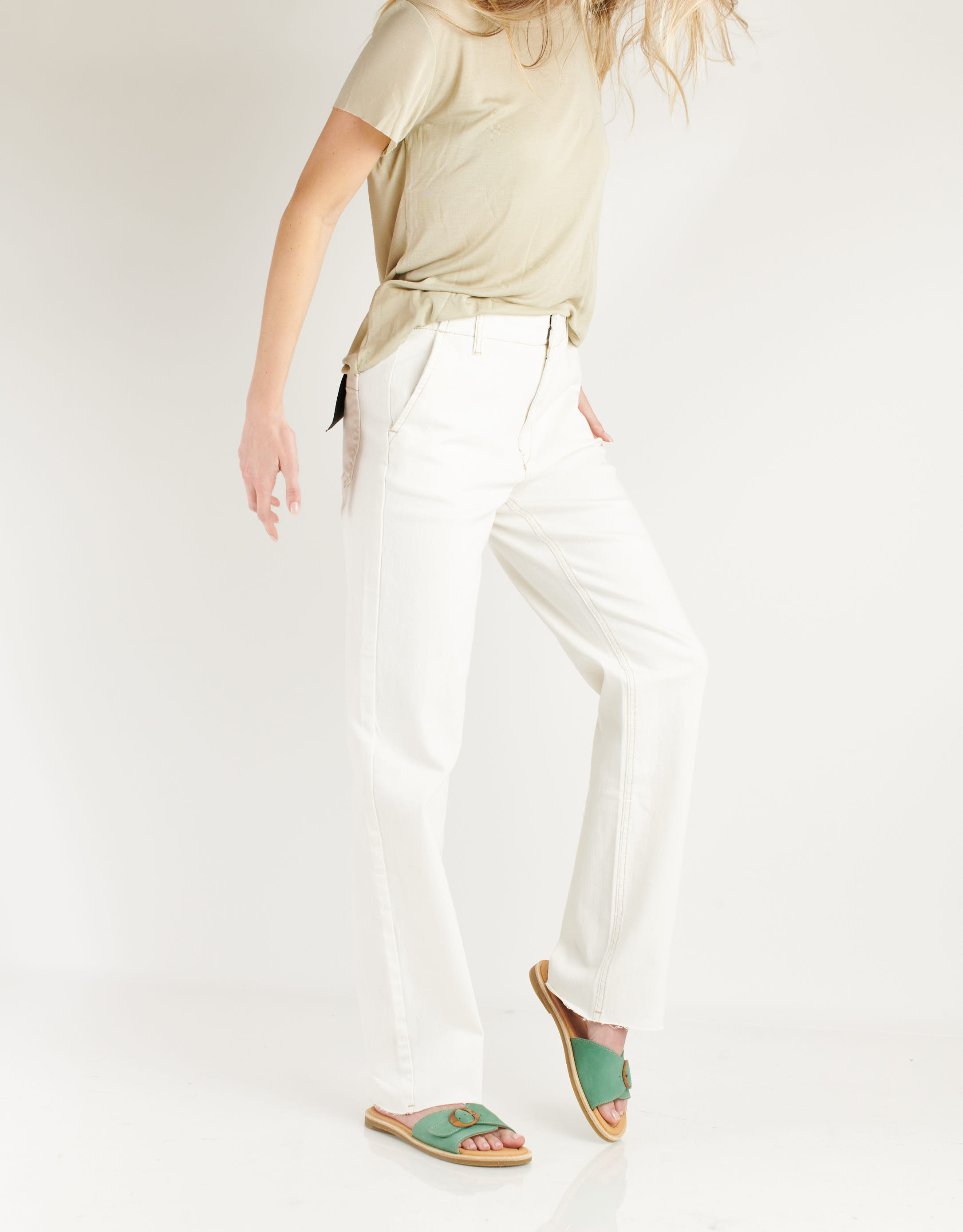 נעלי נשים - El Naturalista - כפכפים שטוחים TONAMI - ירוק2