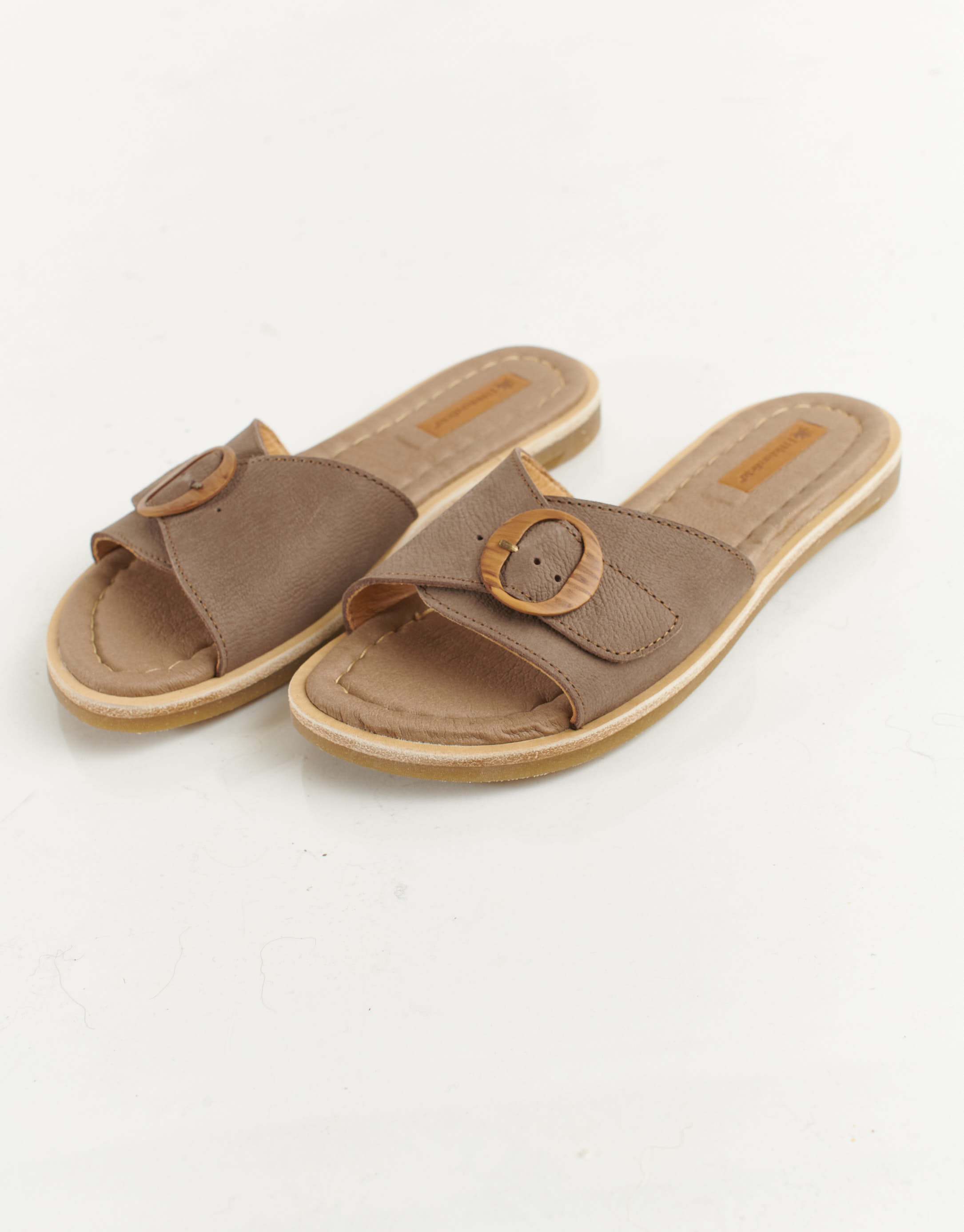 נעלי נשים - El Naturalista - כפכפים שטוחים TONAMI - אפור4