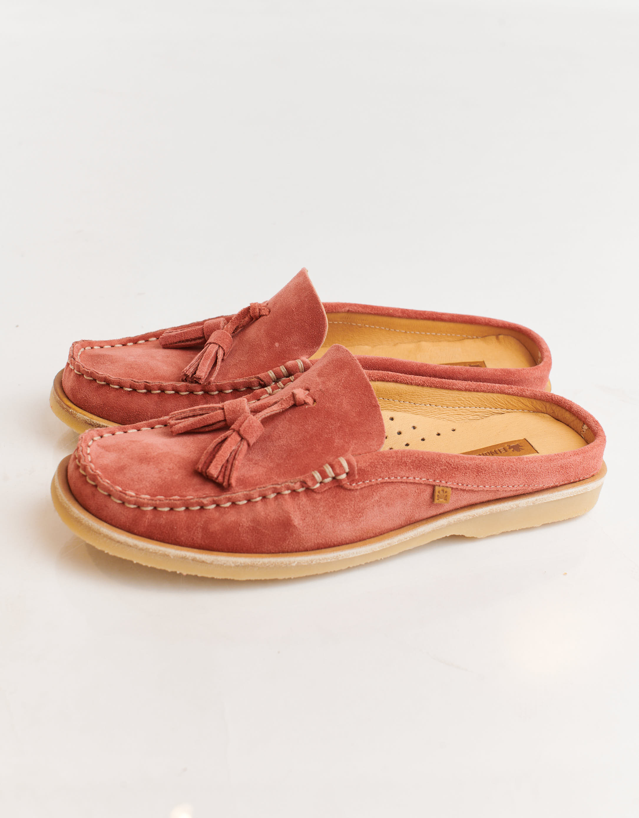 נעלי נשים - El Naturalista - כפכיפי זמש PLANTAE - קורל4