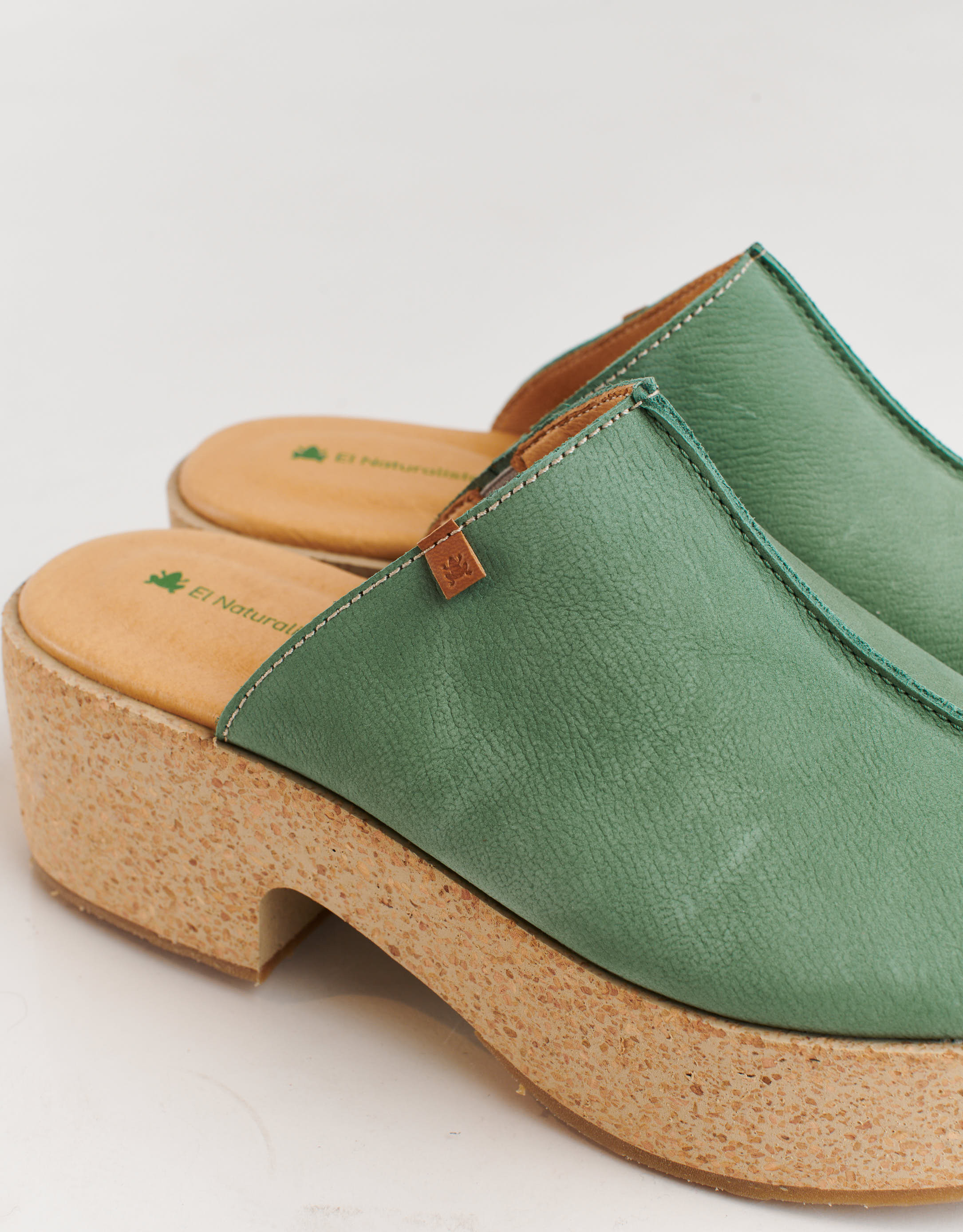 נעלי נשים - El Naturalista - כפכפי פלטפורמה ARBEQUINA - ירוק2