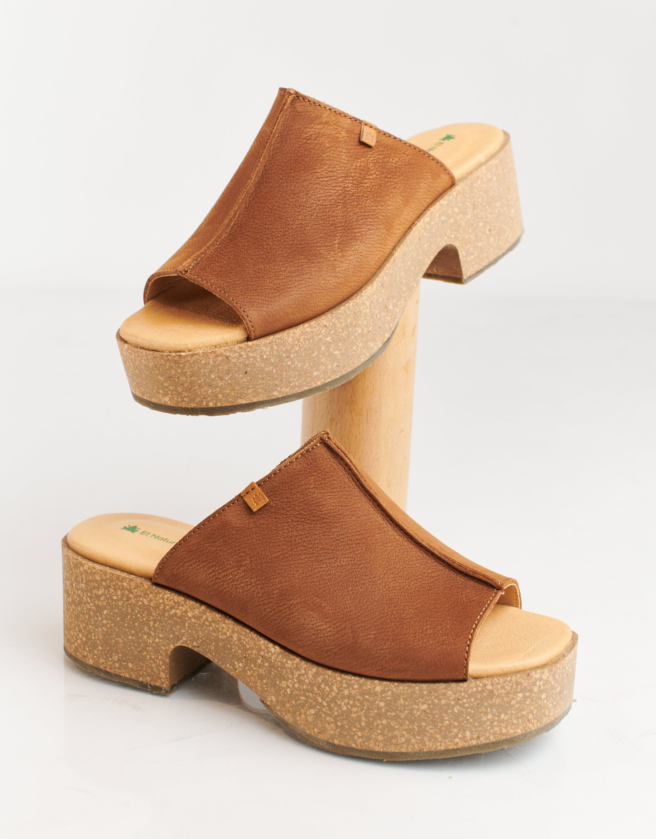 נעלי נשים - El Naturalista - כפכפי פלטפורמה ARBEQUINA - חום1