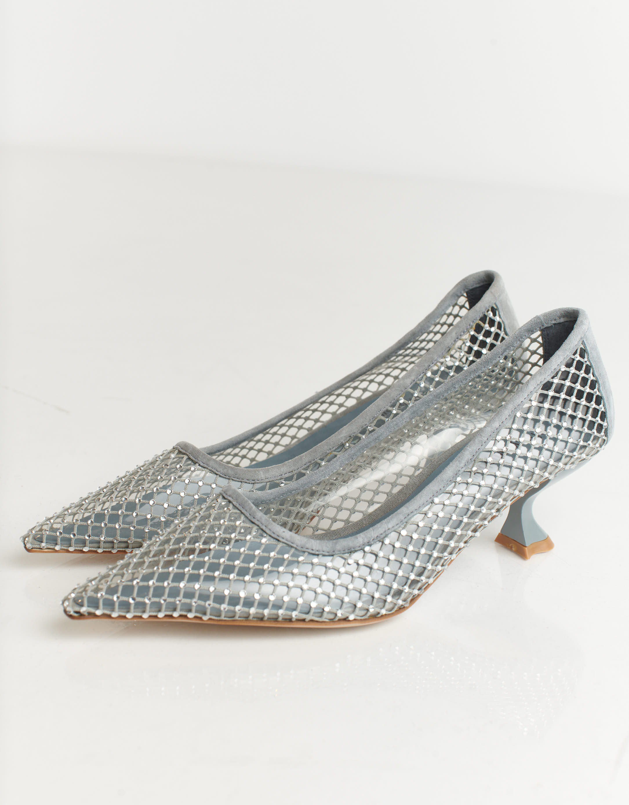 נעלי נשים - Jeffrey Campbell - נעלי סירה רשת ADORED - אפור4