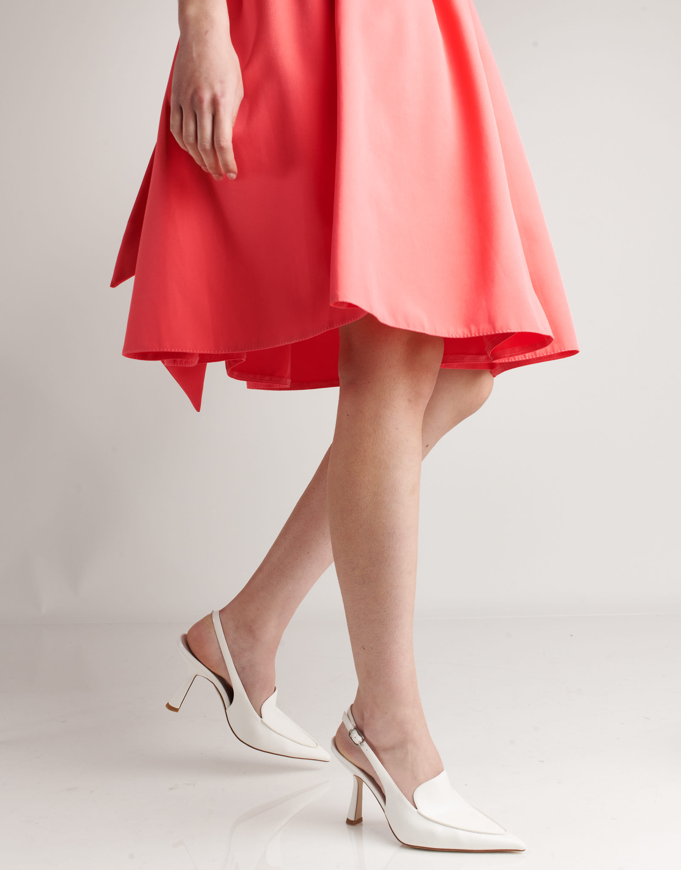 נעלי נשים - Jeffrey Campbell - סנדלי עקב ACCLAIMED - לבן3