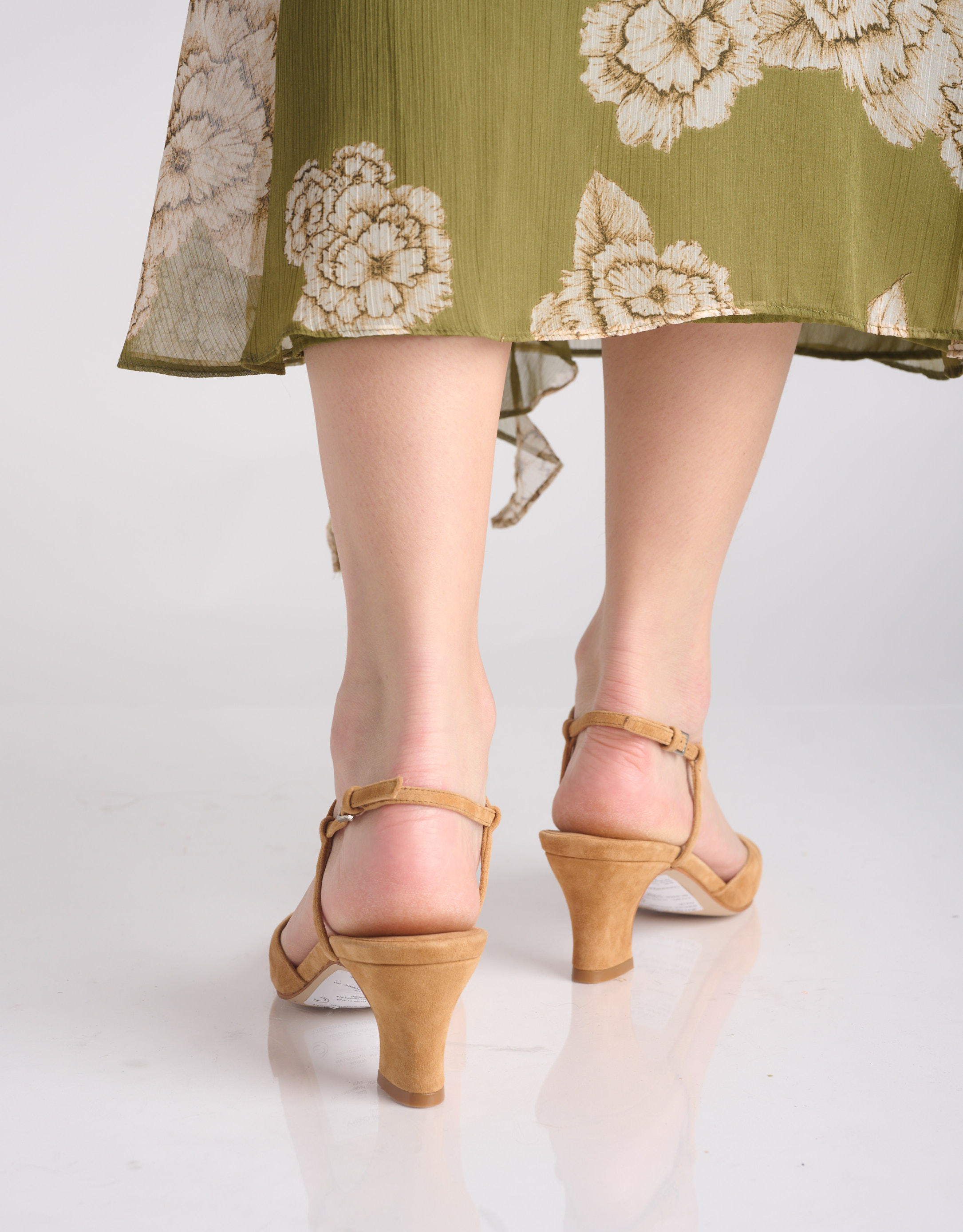 נעלי נשים - Jeffrey Campbell - נעלי עקב מזמש CHANTAL - קאמל4