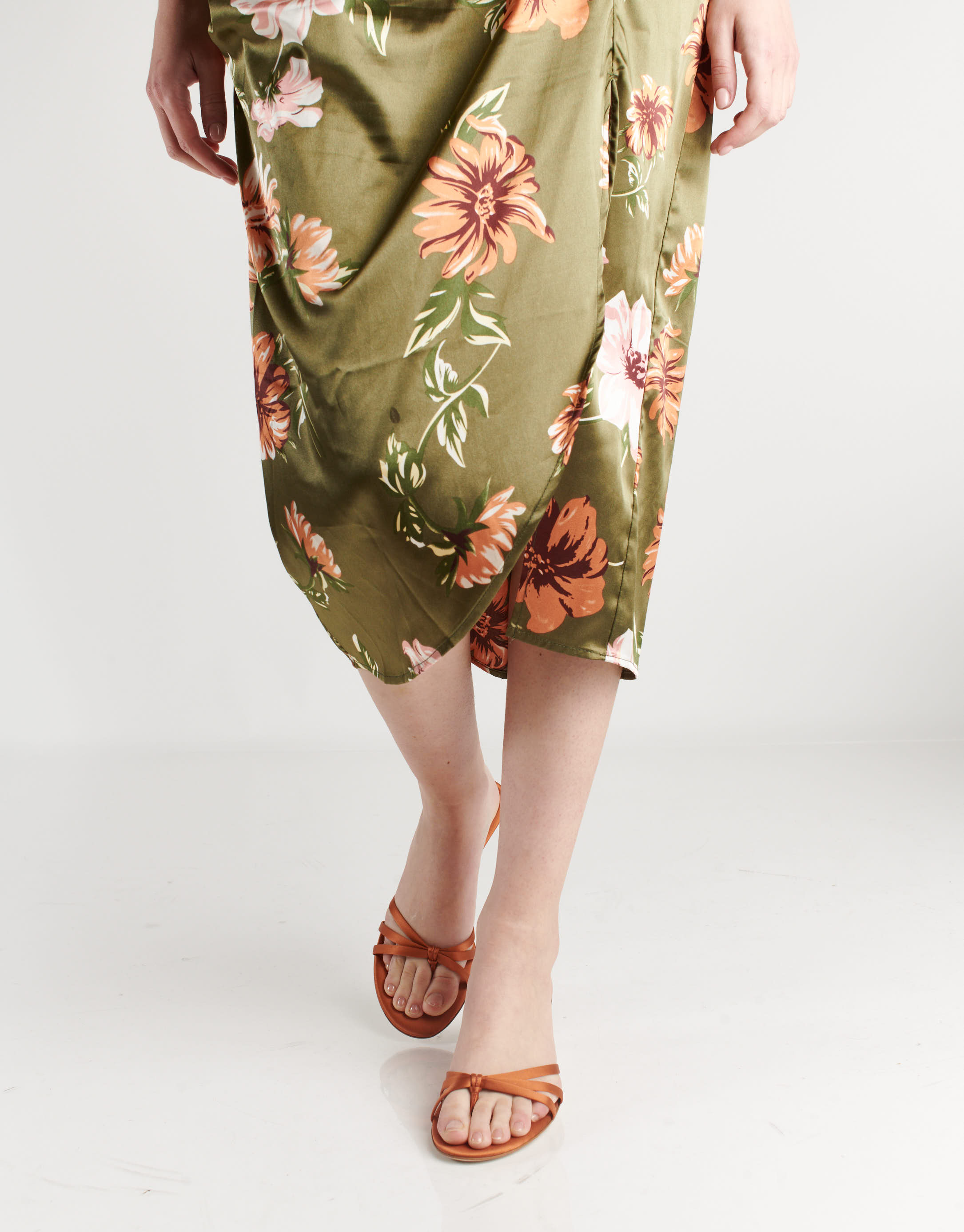 נעלי נשים - Jeffrey Campbell - כפכפי עקב DORETTA - כתום3