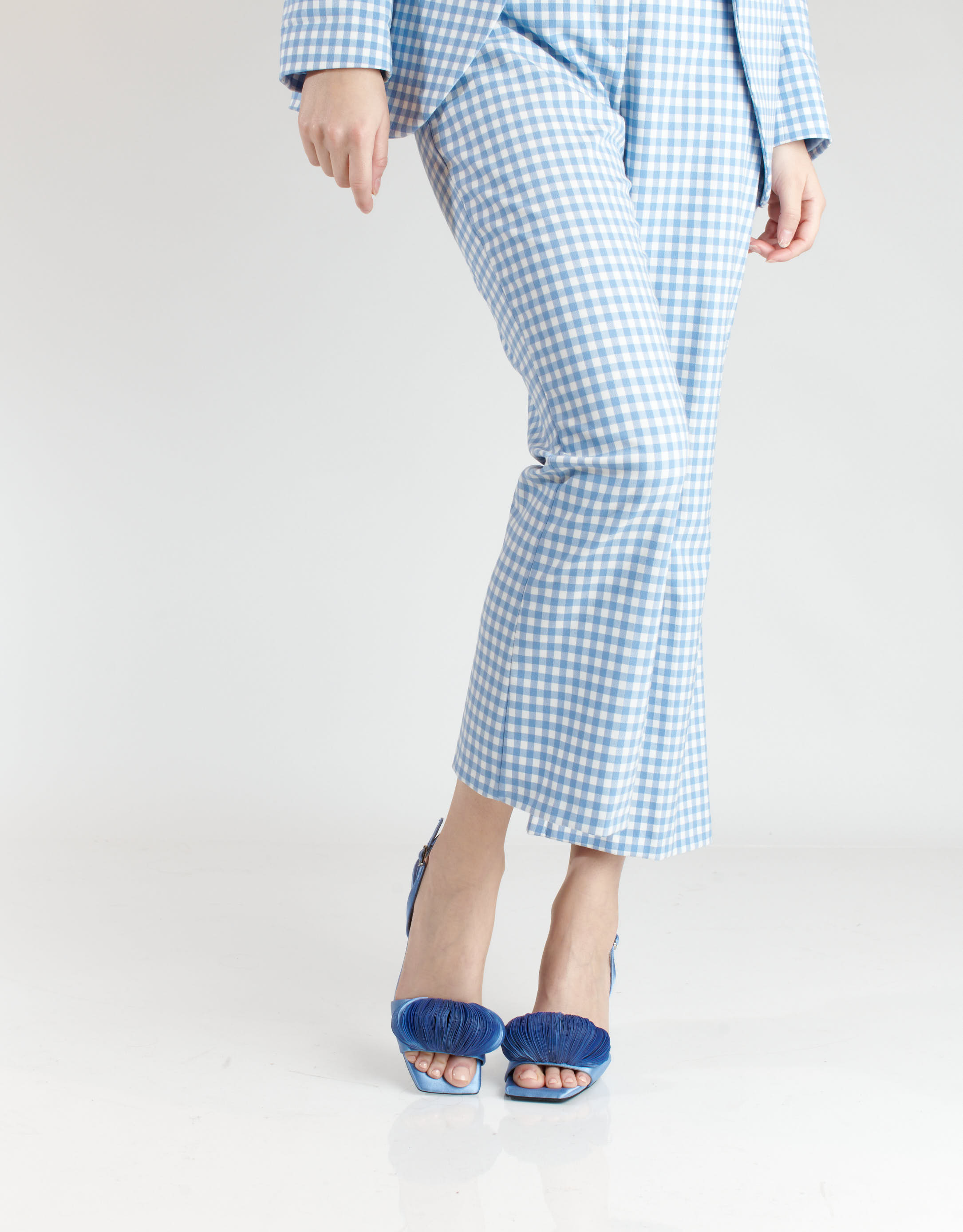 נעלי נשים - Jeffrey Campbell - סנדלי עקב DUFFY - כחול2