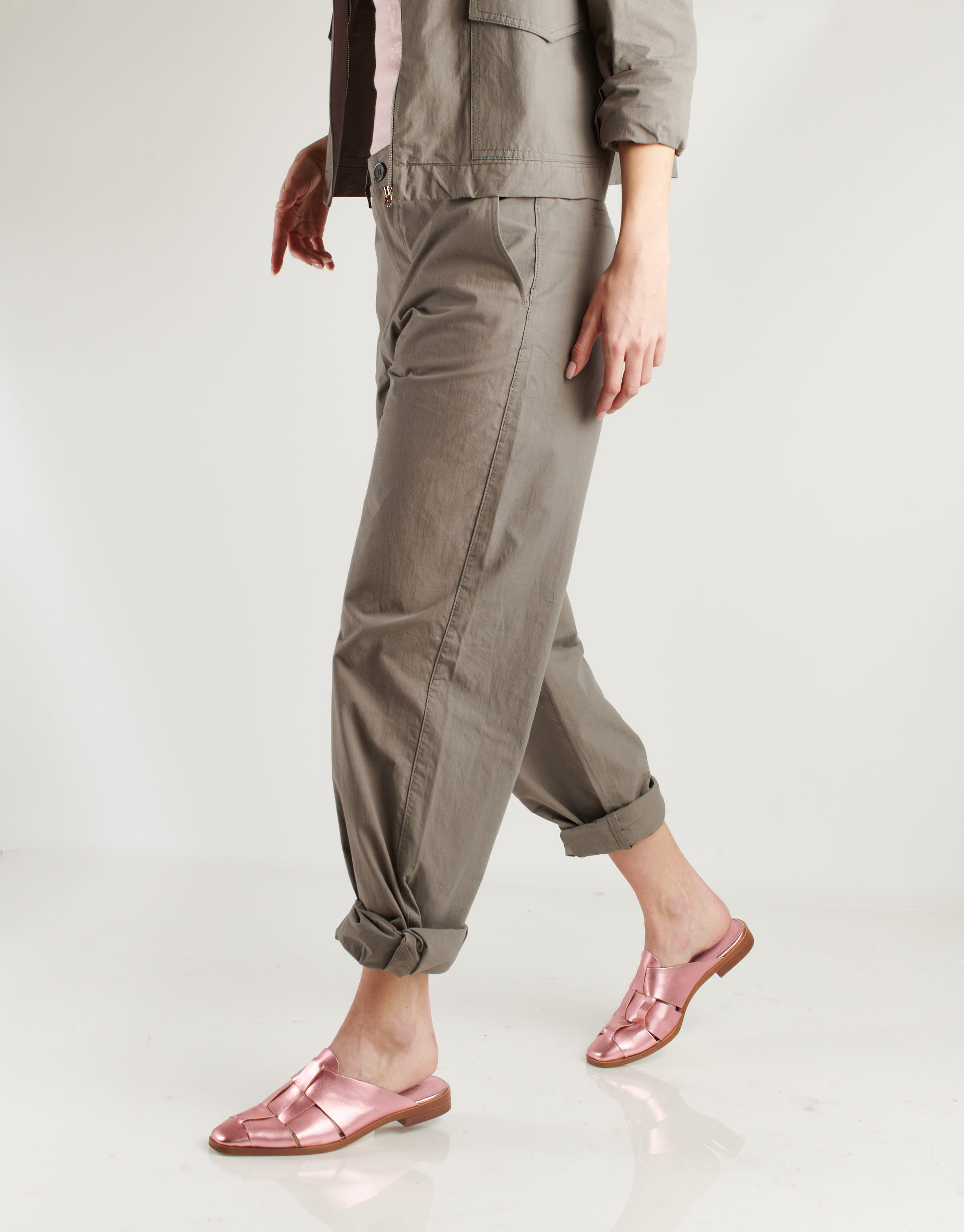 נעלי נשים - Jeffrey Campbell - כפכפים מטאליים EASTIN - ורוד3